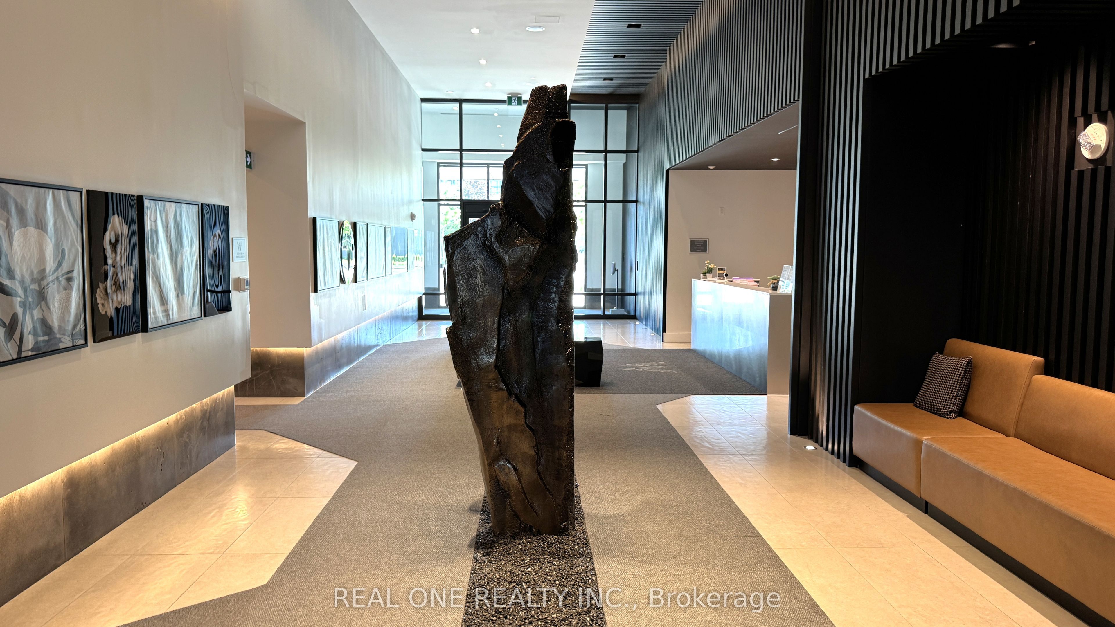 8868 Yonge Street 201e Property Photo 5