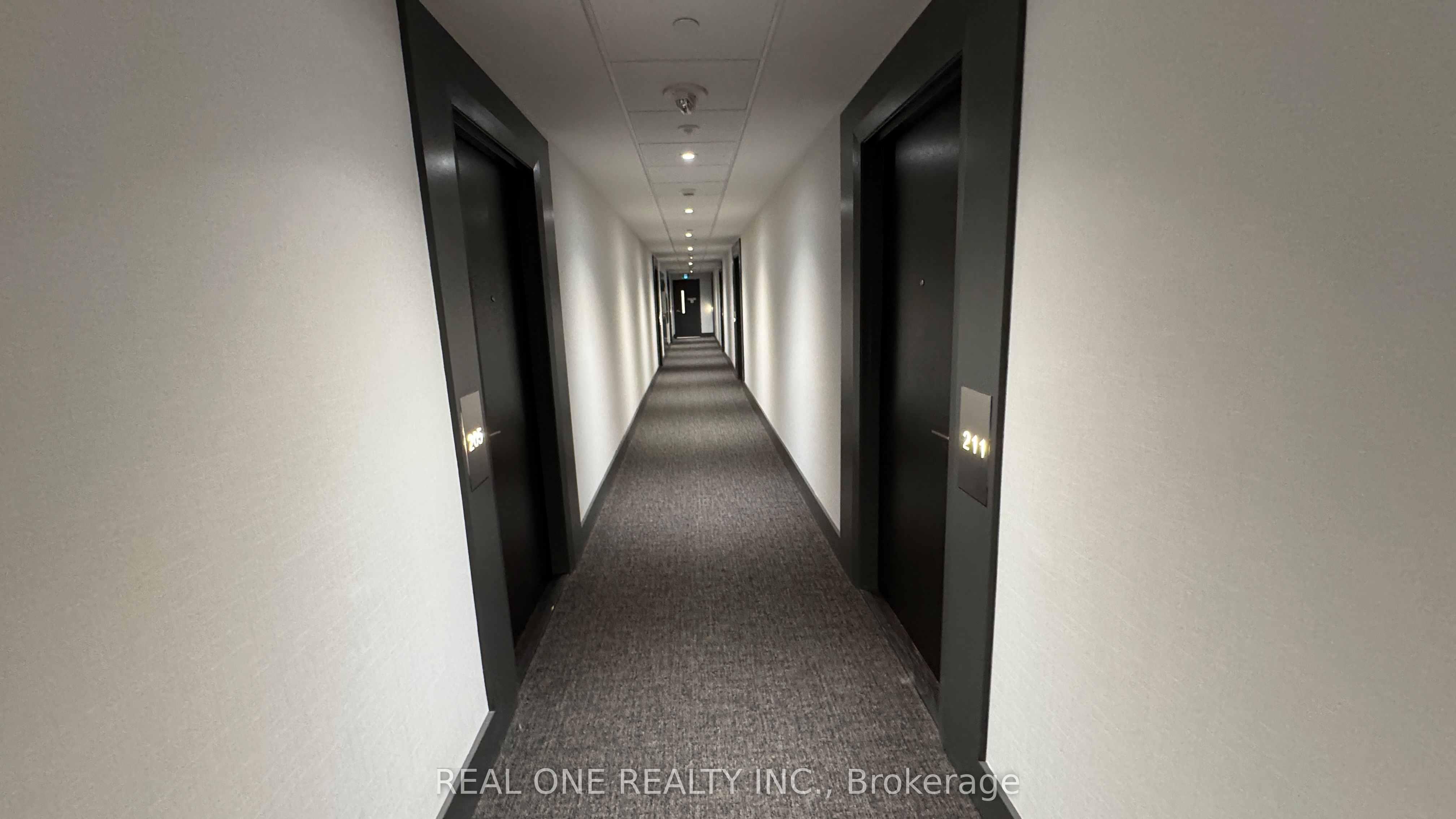8868 Yonge Street 201e Property Photo 7