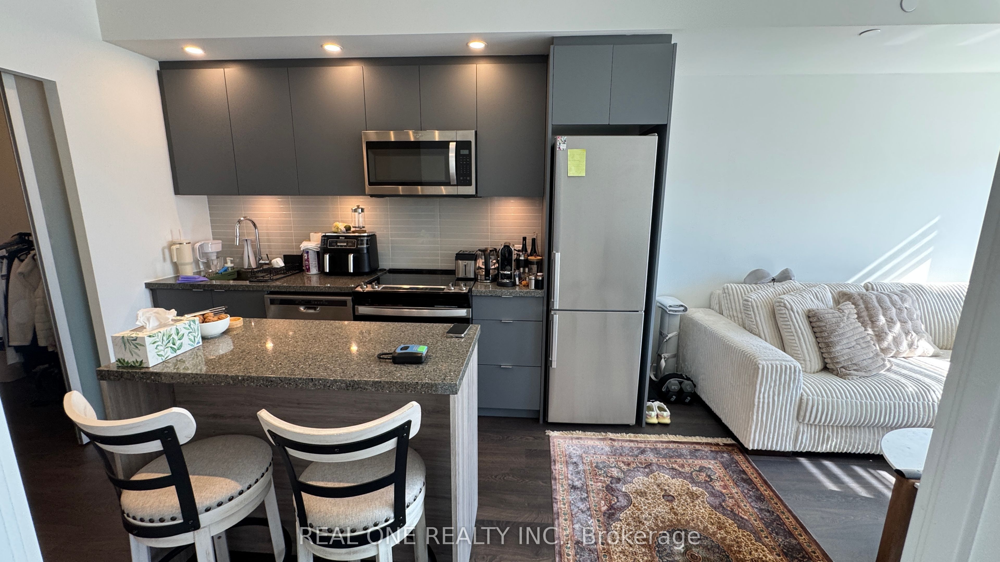 8868 Yonge Street 201e Property Photo 12