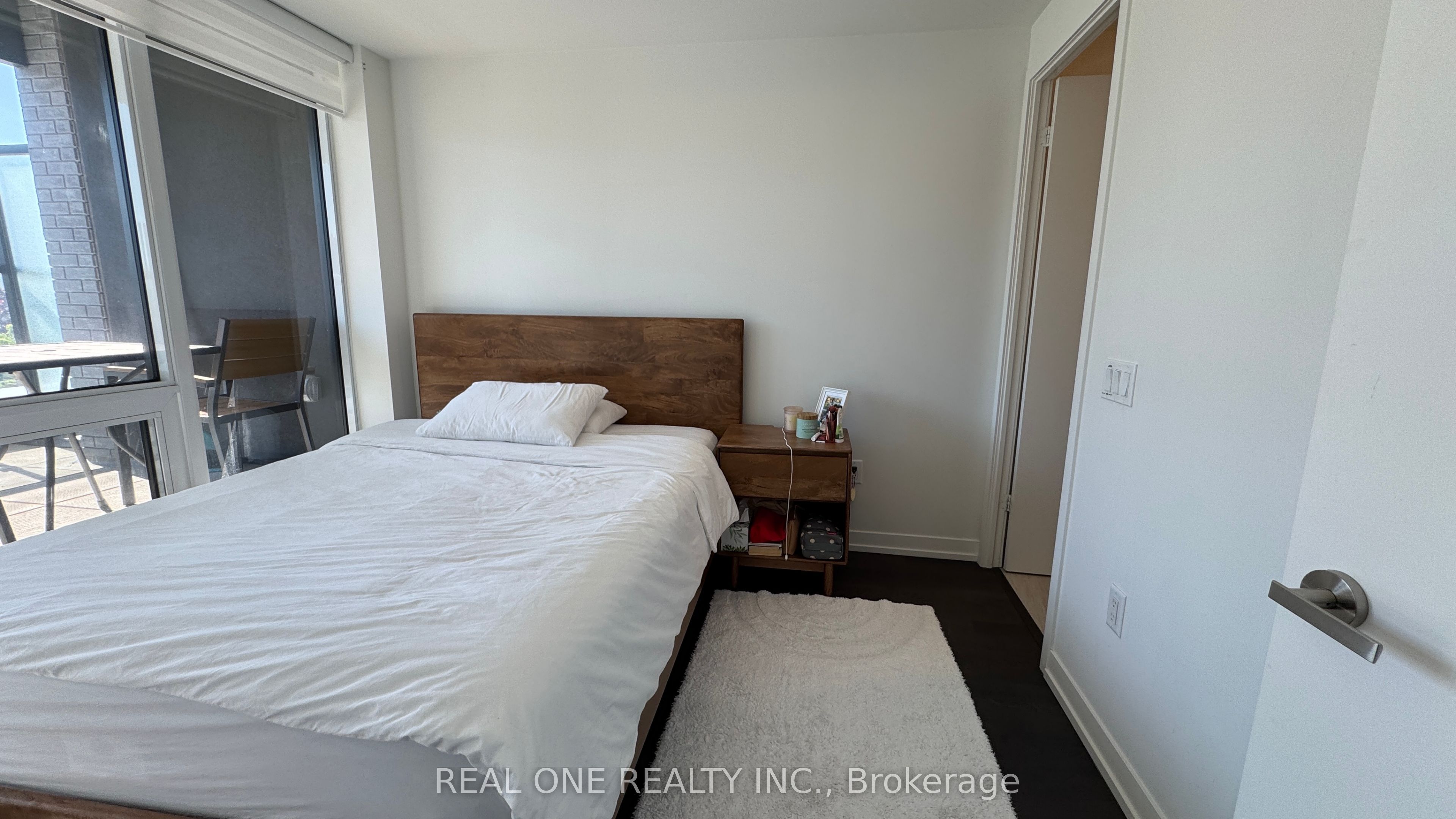 8868 Yonge Street 201e Property Photo 15