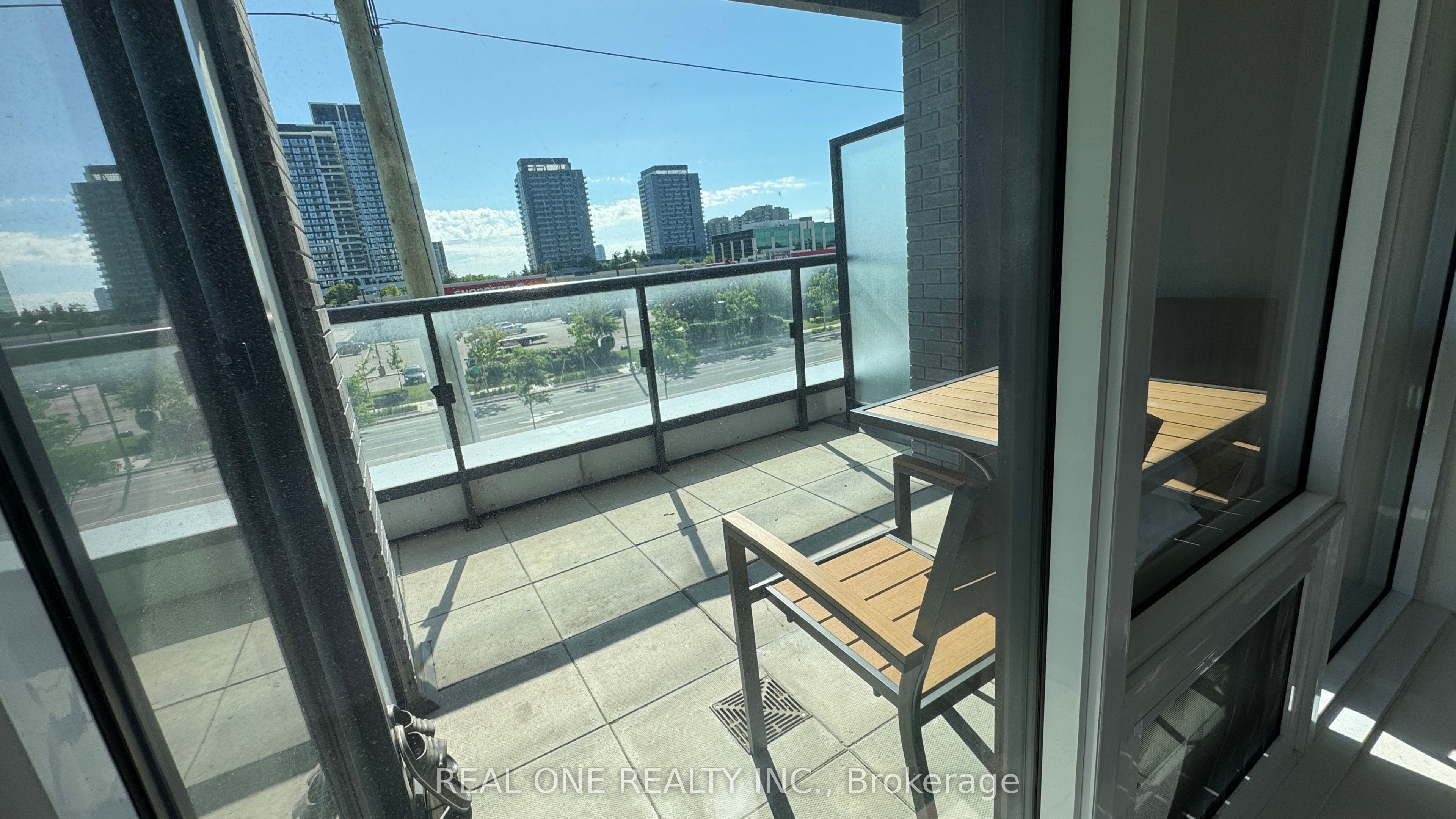 8868 Yonge Street 201e Property Photo 19