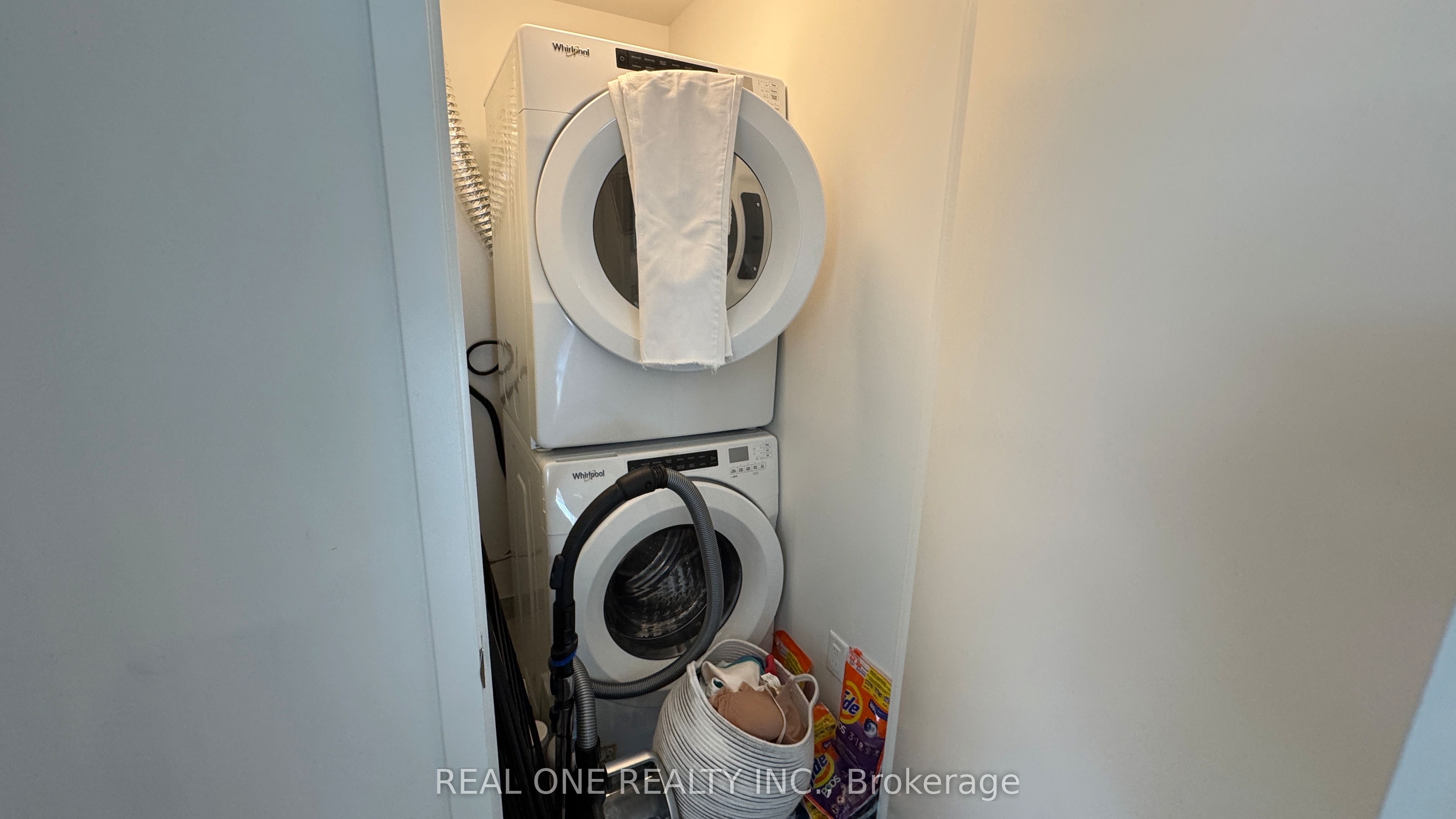 8868 Yonge Street 201e Property Photo 23