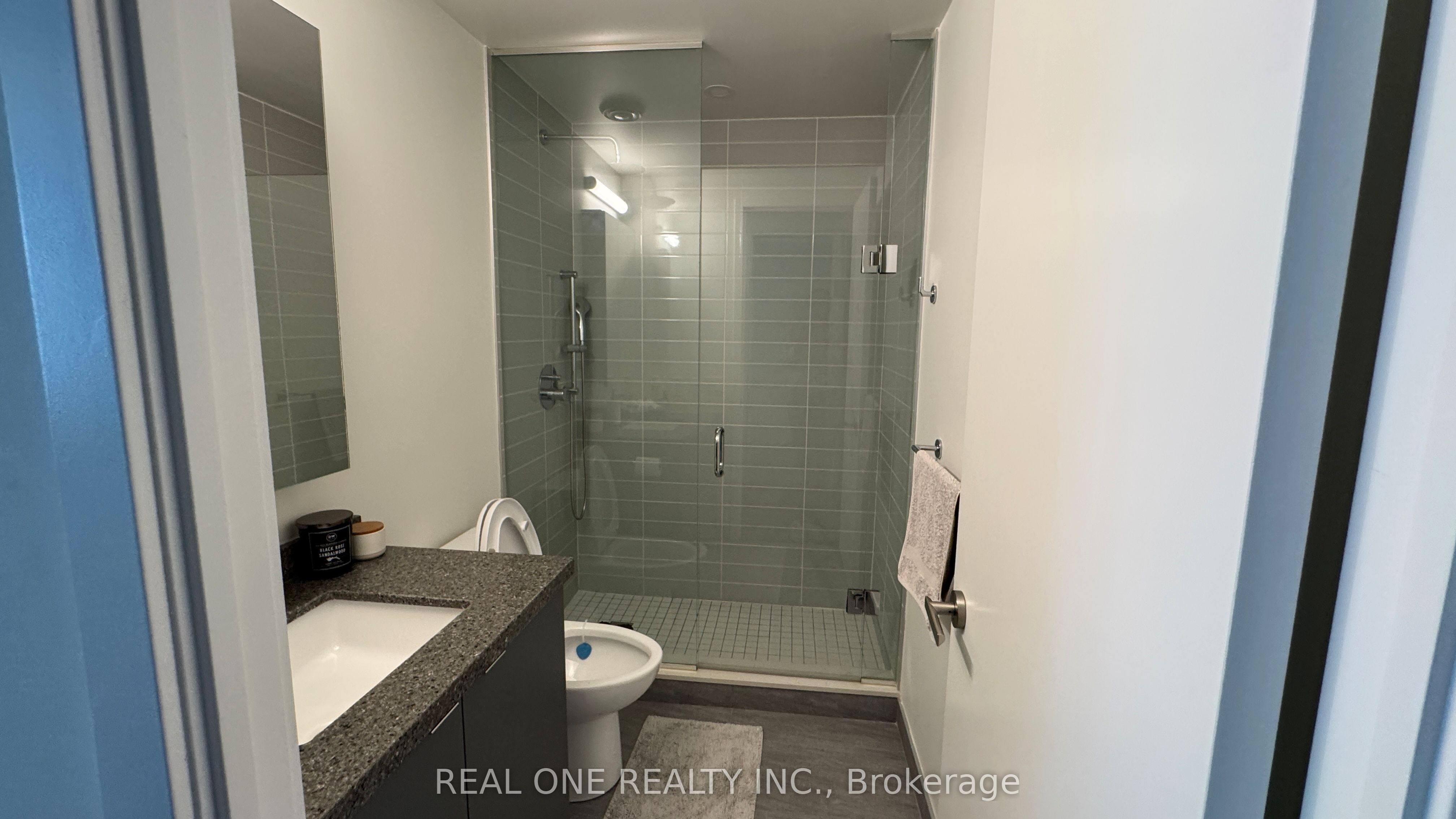 8868 Yonge Street 201e Property Photo 25