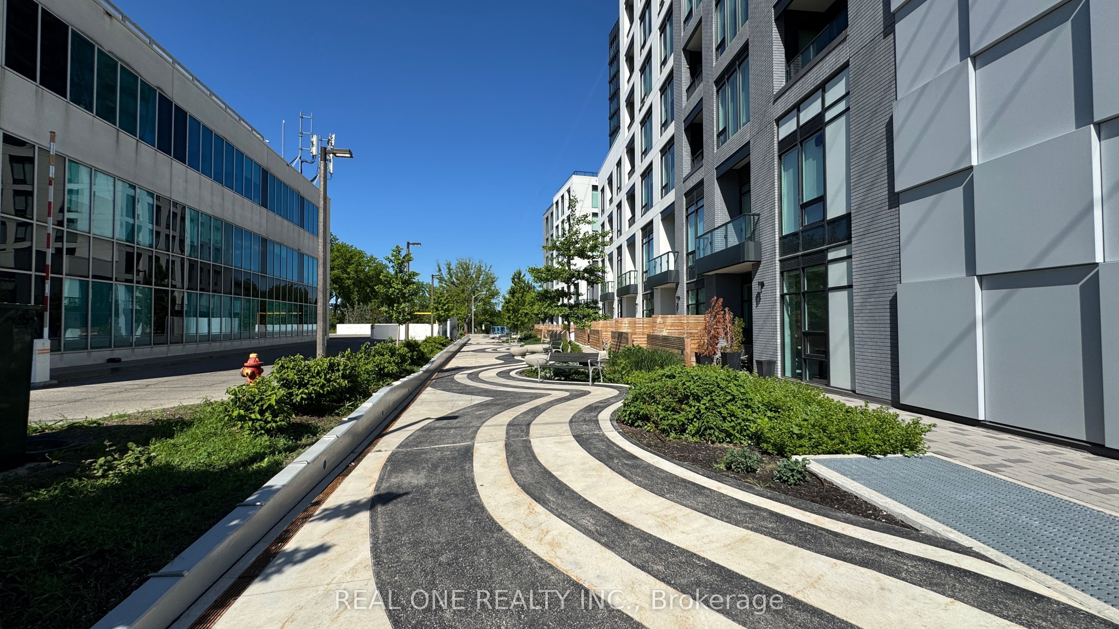 8868 Yonge Street 201e Property Photo 27