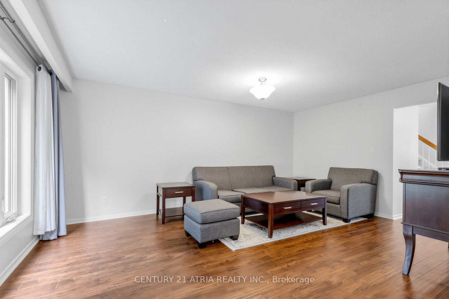 36 Ravengloss Drive Property Photo 14