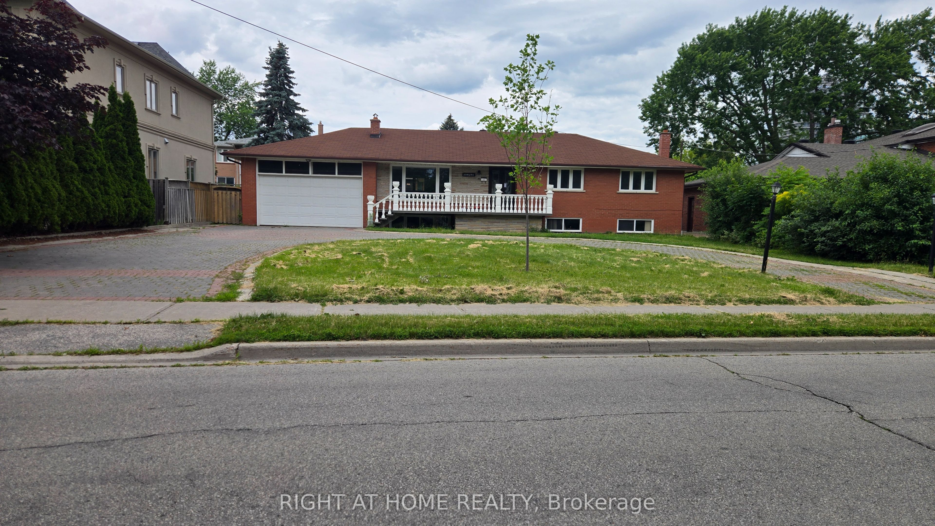 20 May Avenue Property Photo 2
