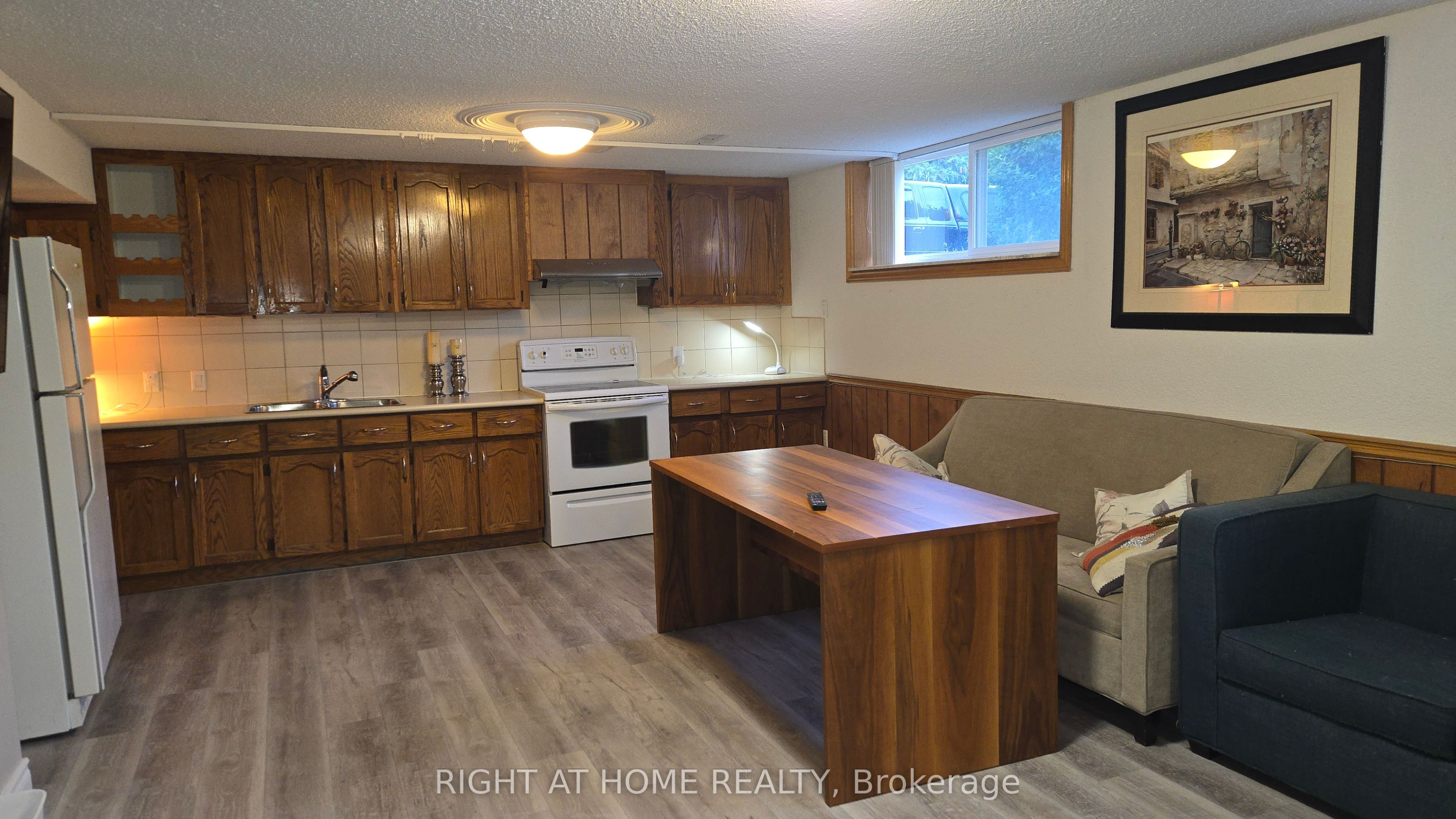 20 May Avenue Property Photo 23