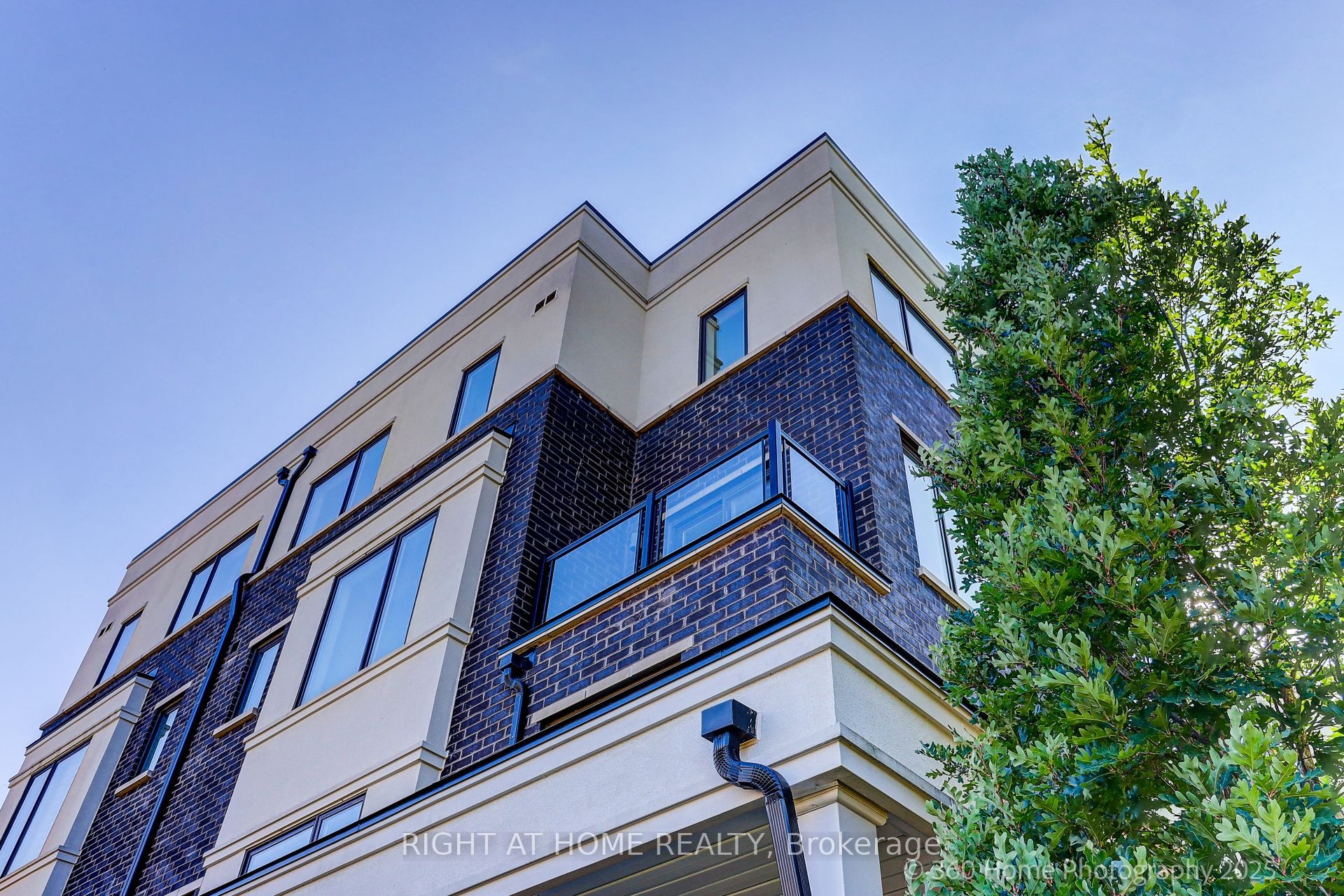 200 Alex Gardner Circle 28 Property Photo 3