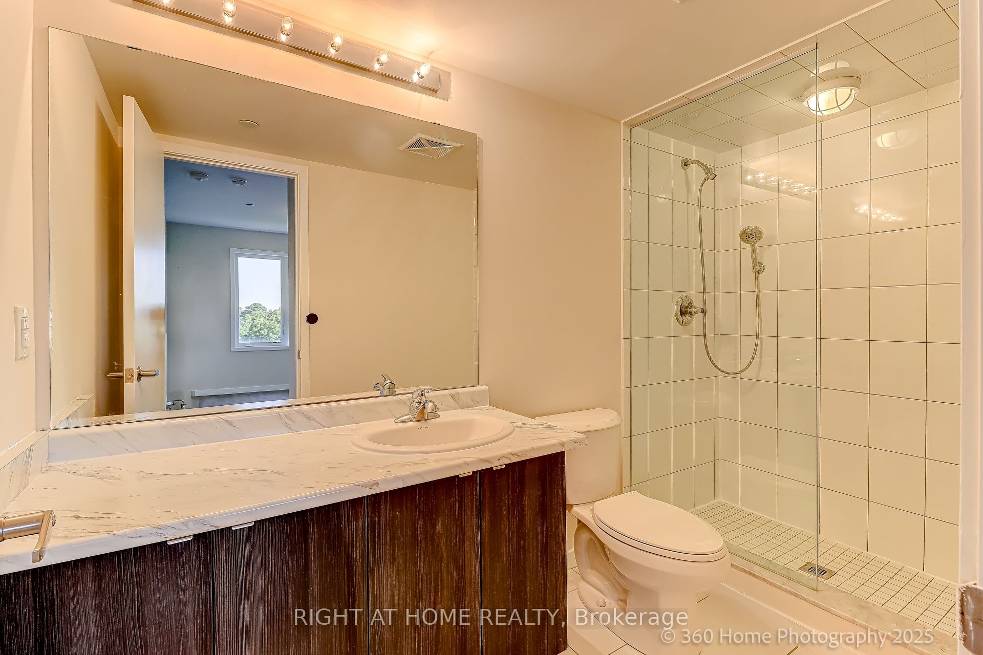200 Alex Gardner Circle 28 Property Photo 15
