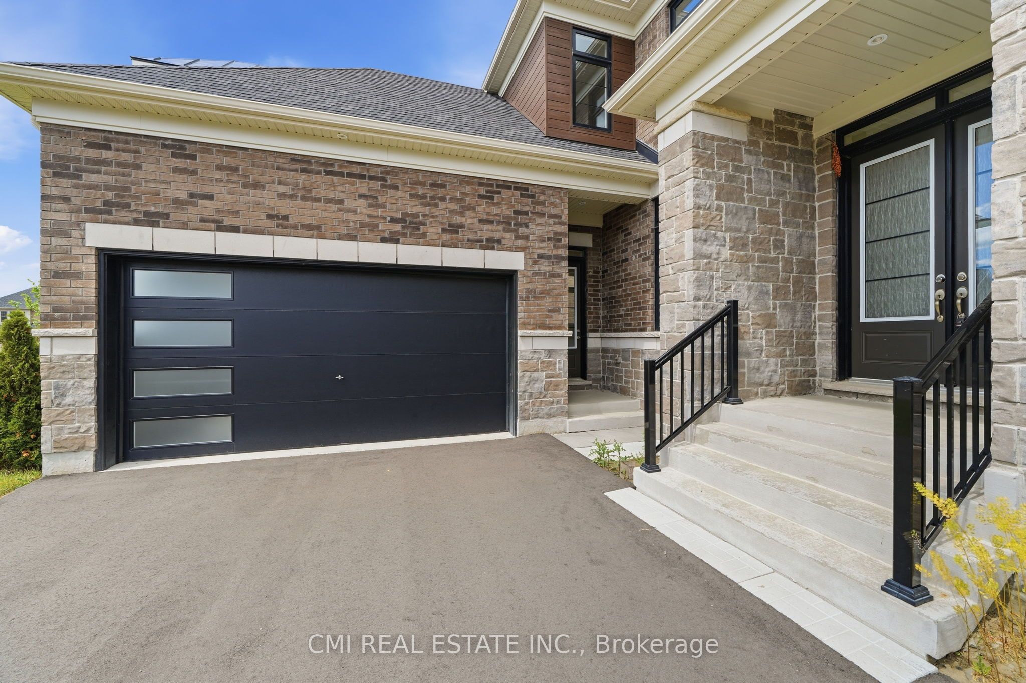 25 Bellflower Crescent Property Photo 6
