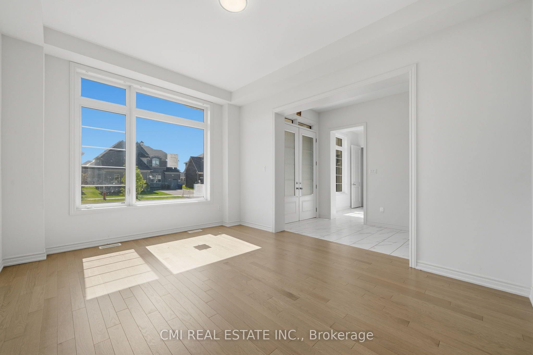 25 Bellflower Crescent Property Photo 8