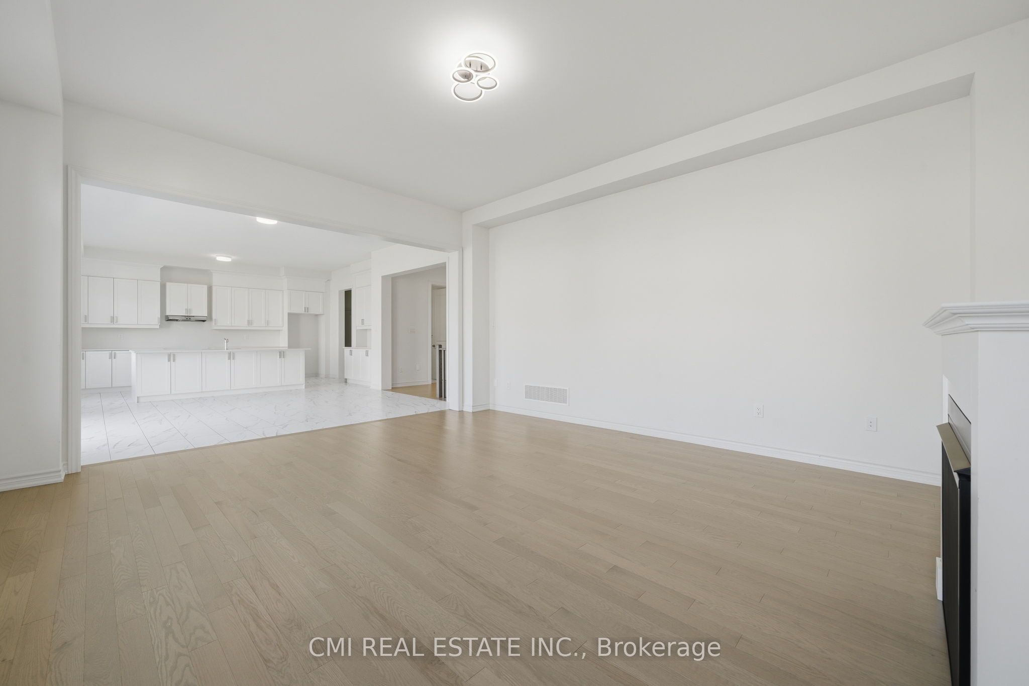 25 Bellflower Crescent Property Photo 13