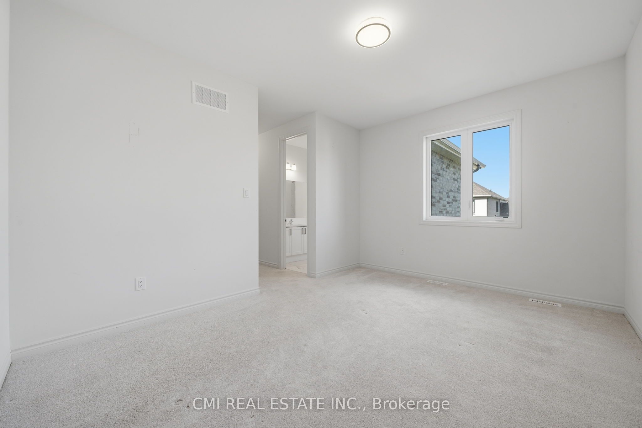 25 Bellflower Crescent Property Photo 28