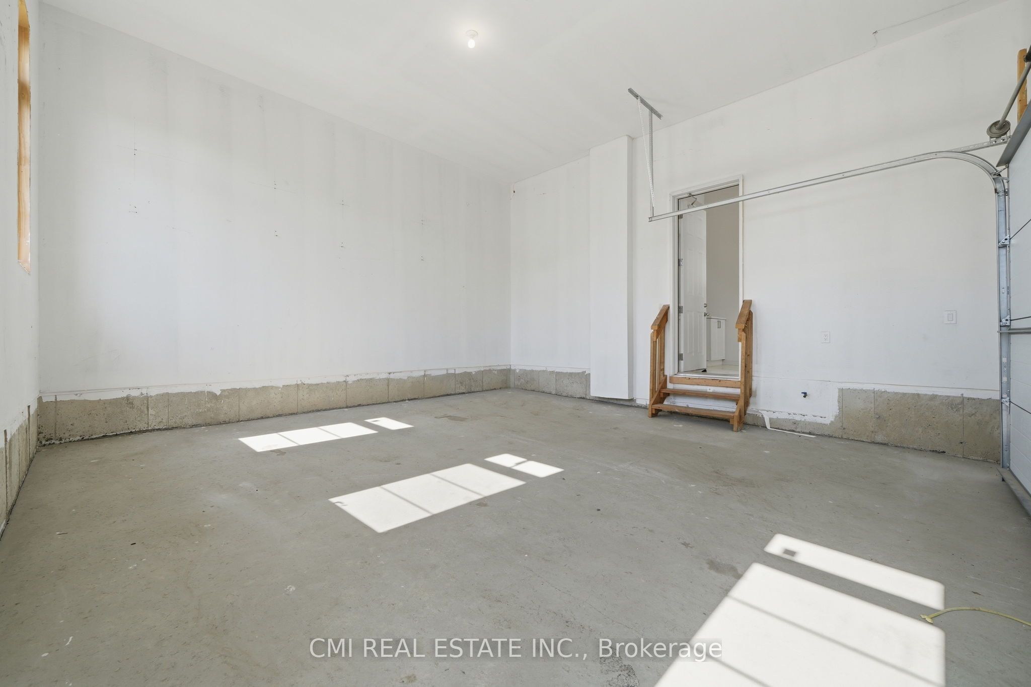25 Bellflower Crescent Property Photo 39
