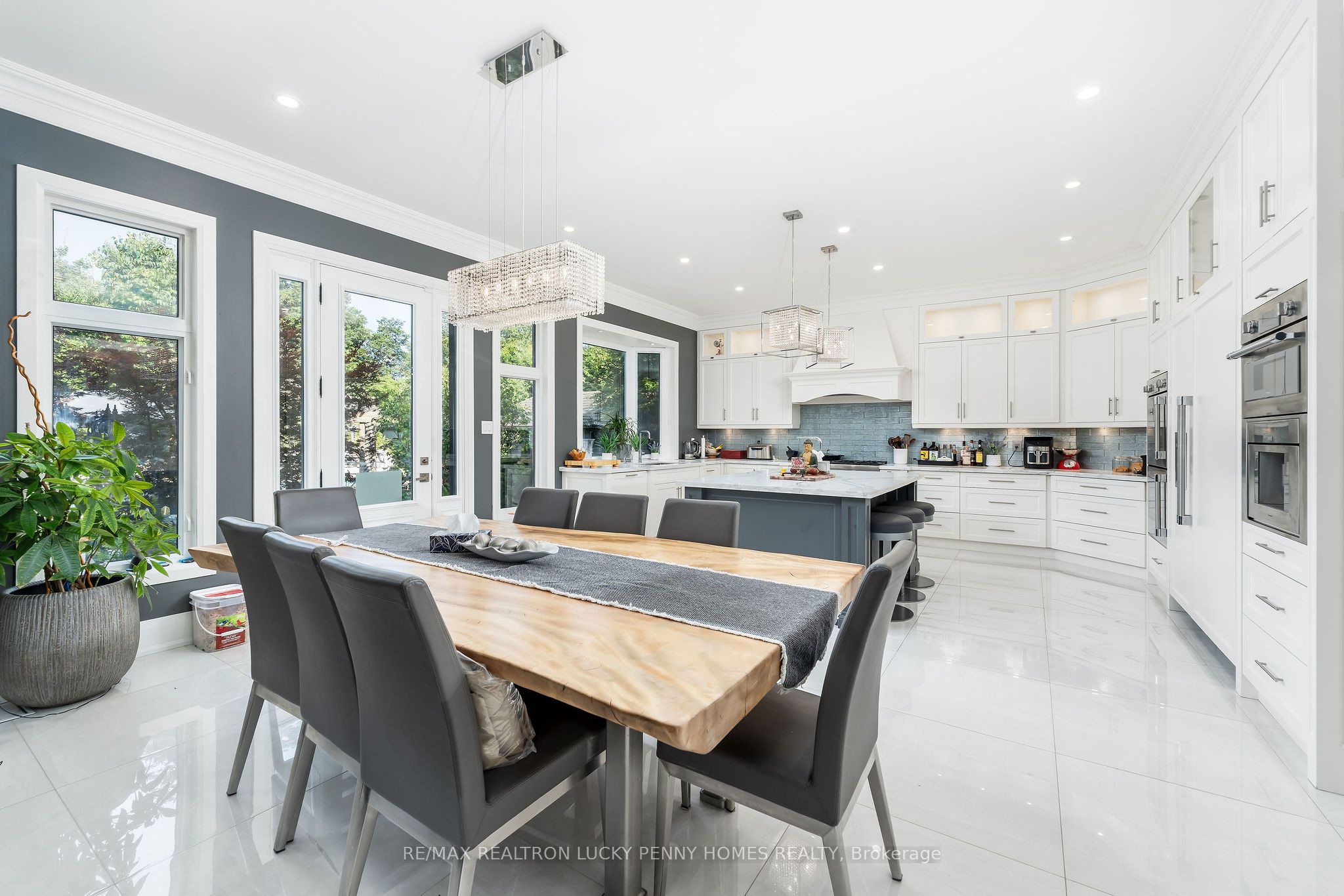 30 Bernadotte Drive Property Photo 15
