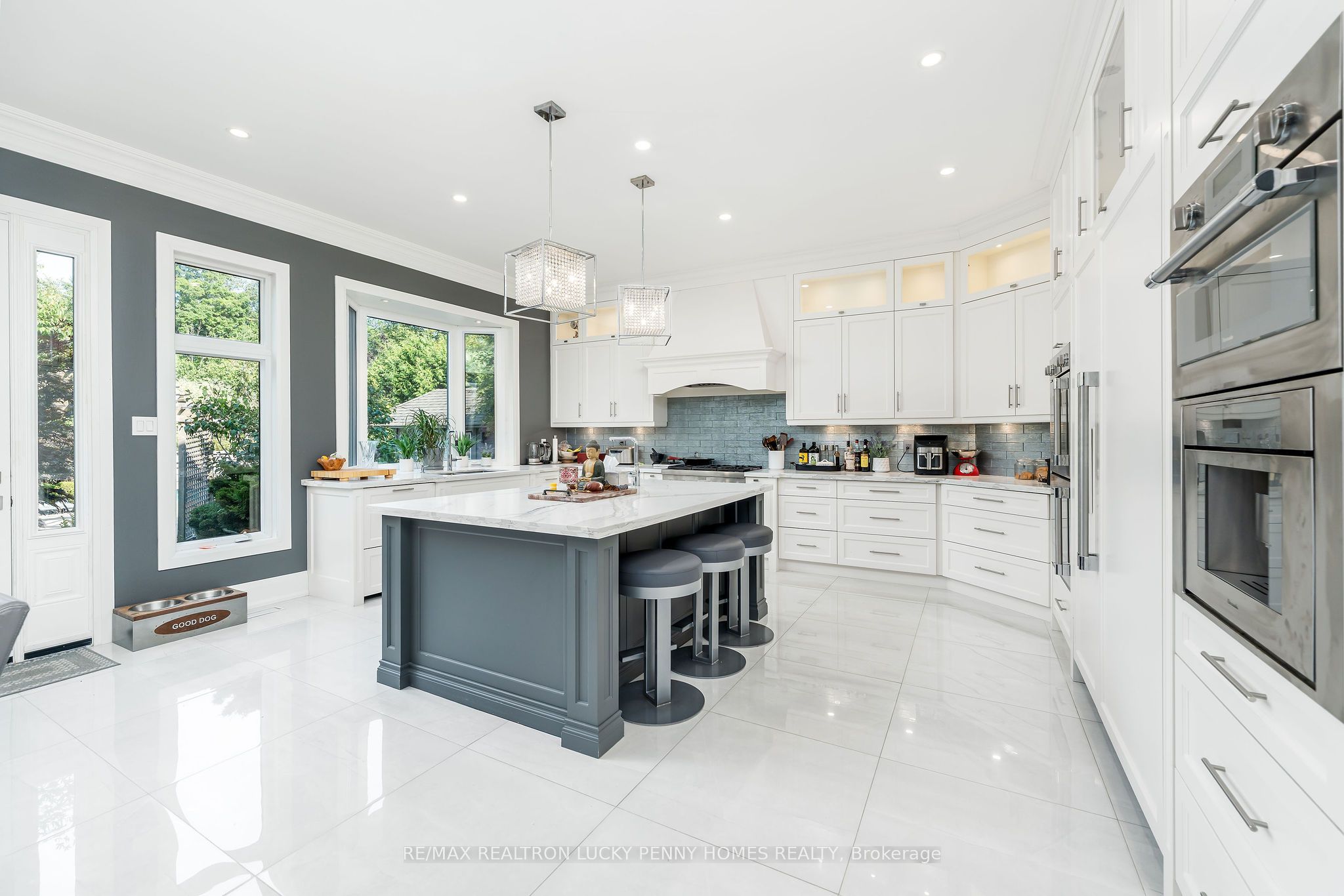 30 Bernadotte Drive Property Photo 16