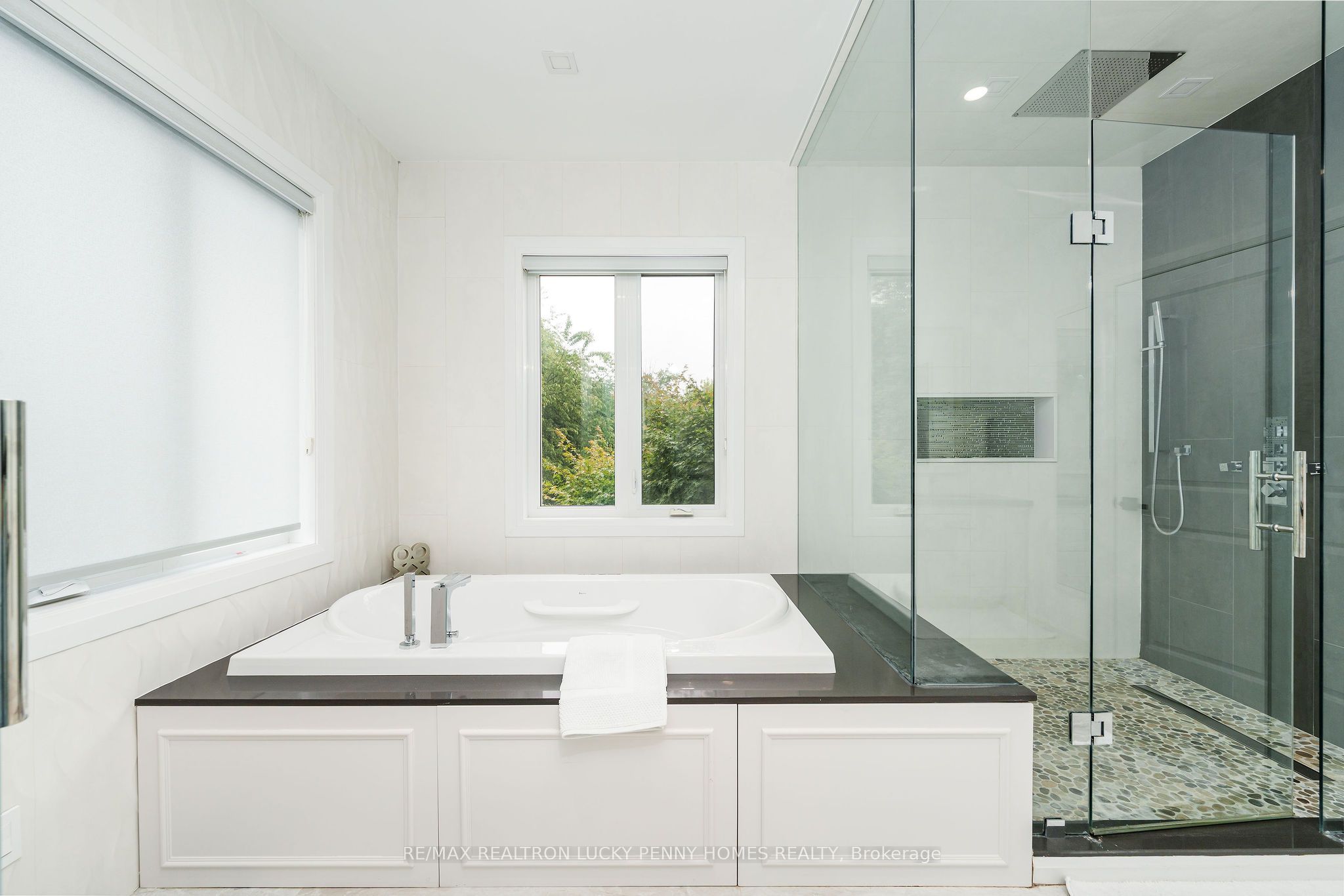 30 Bernadotte Drive Property Photo 24