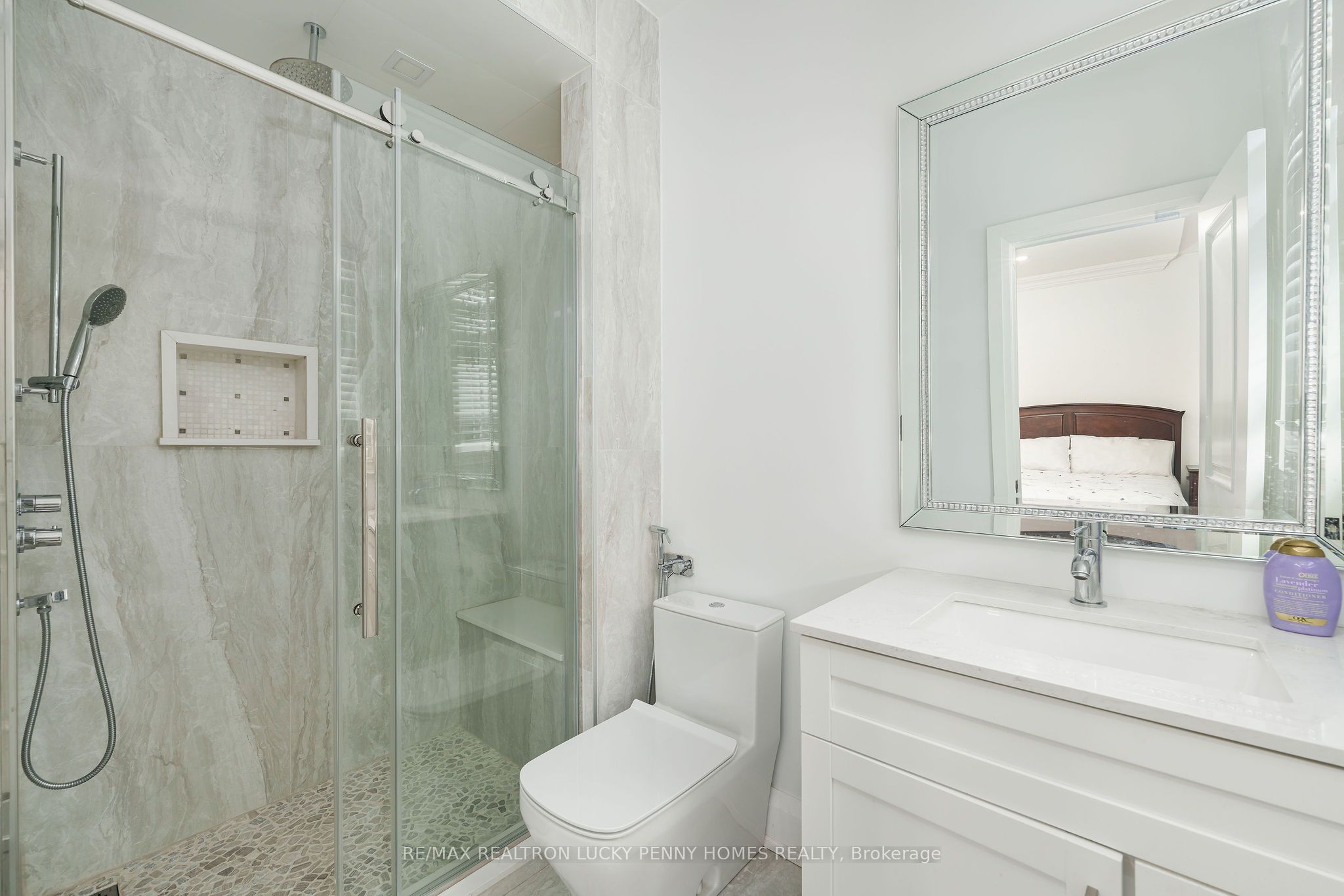 30 Bernadotte Drive Property Photo 28