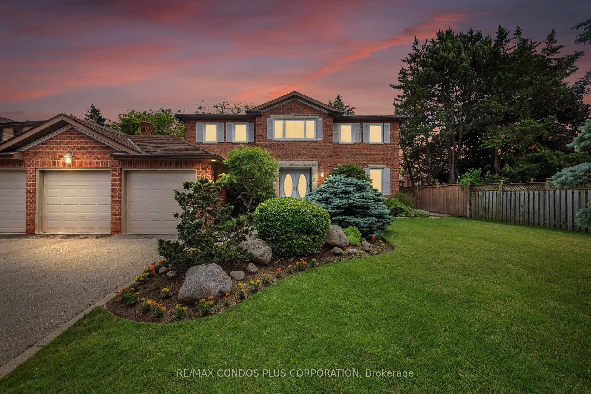 57 Delhi Crescent Property Photo 2