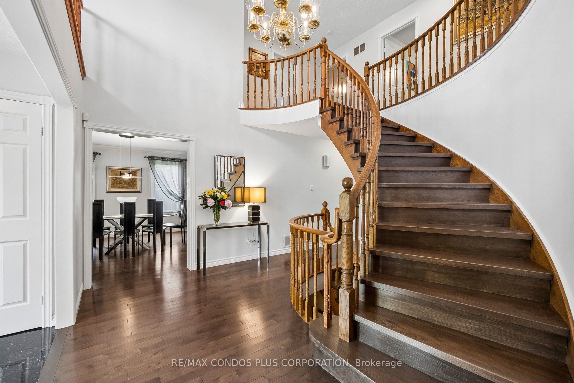 57 Delhi Crescent Property Photo 6