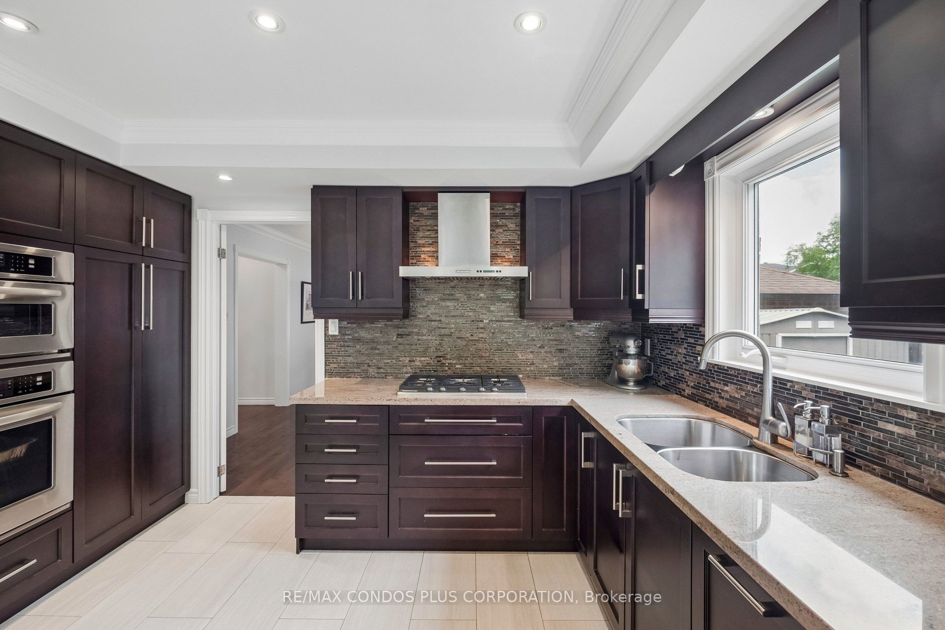 57 Delhi Crescent Property Photo 13