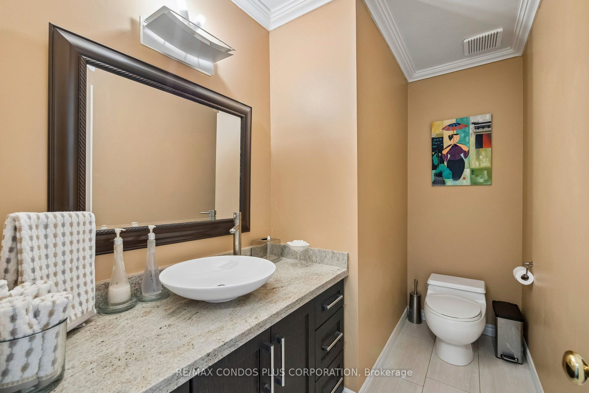 57 Delhi Crescent Property Photo 16
