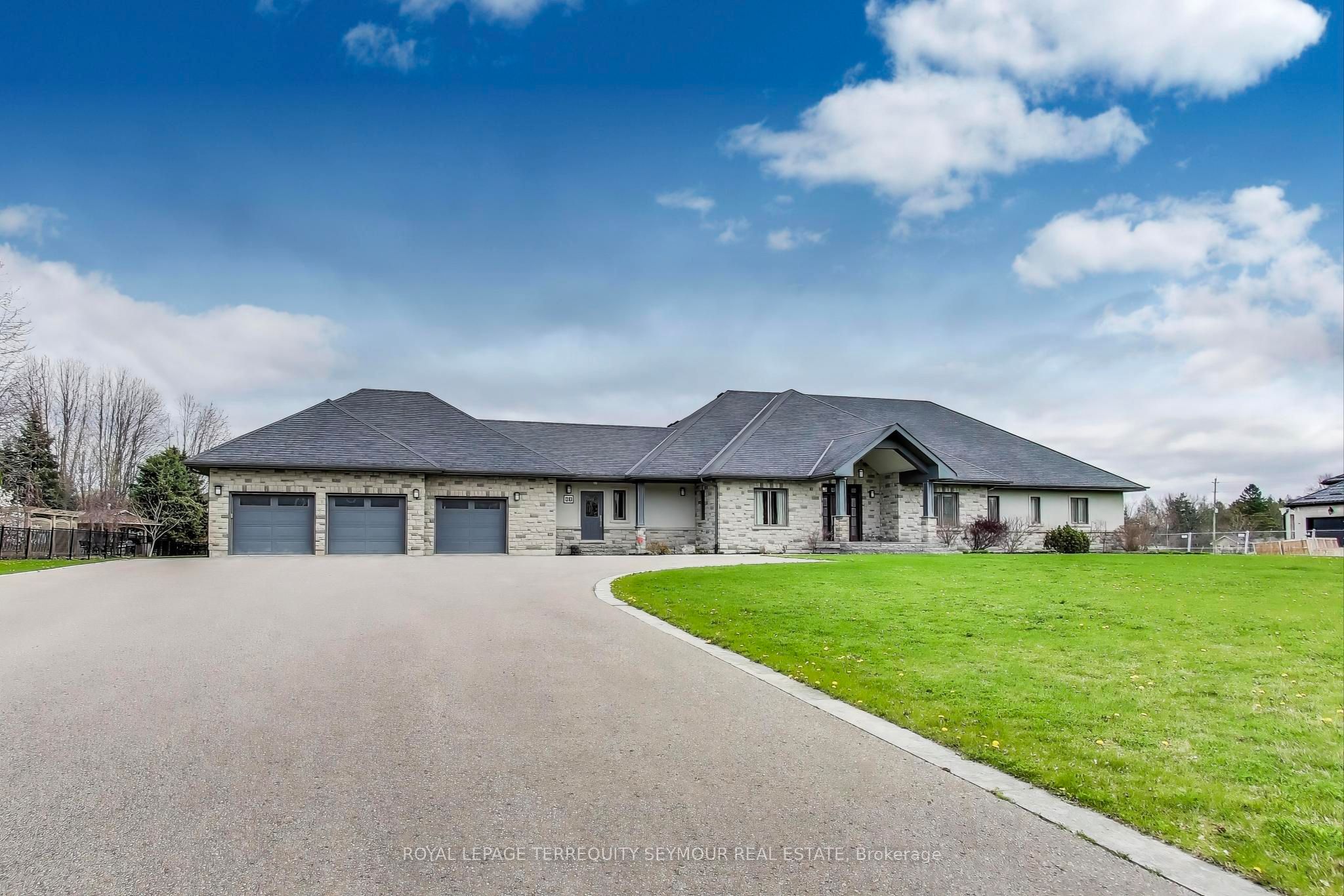 67 Grayfield Drive