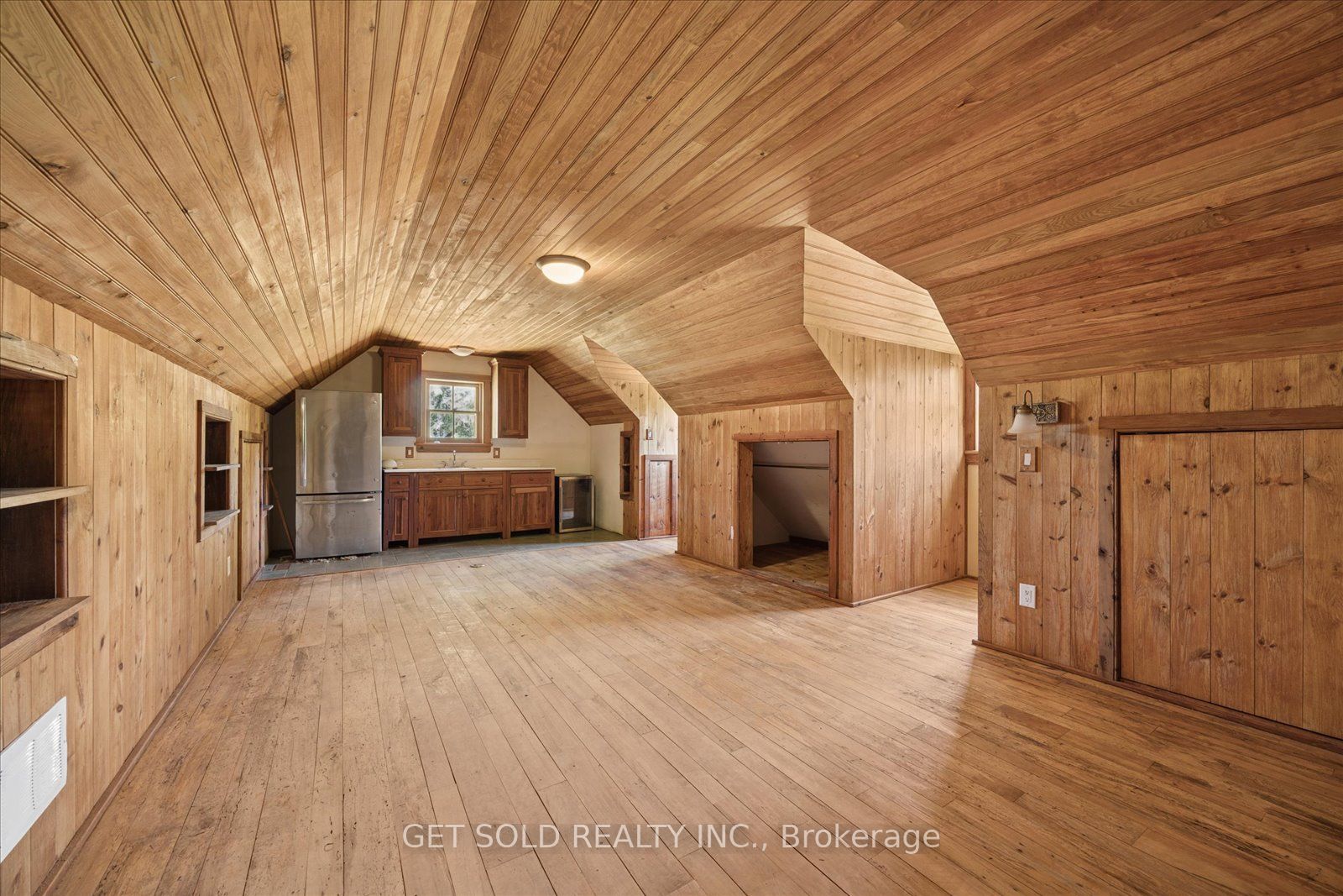 14059 Mccowan Road Property Photo 20