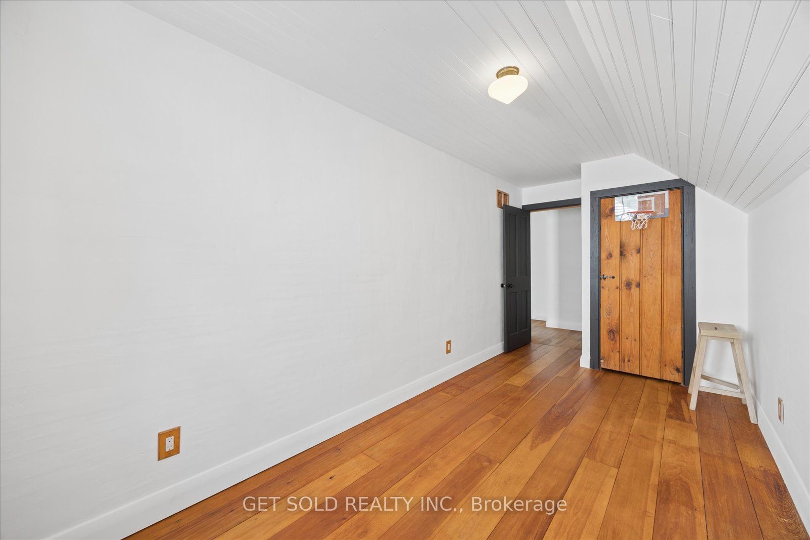 14059 Mccowan Road Property Photo 32