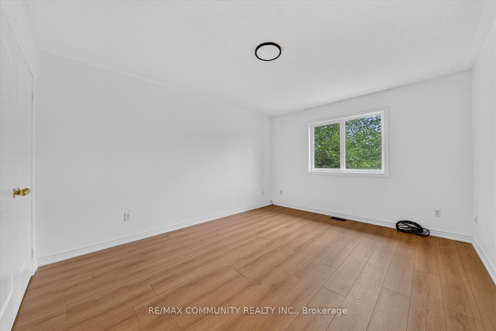 29 River Forest Street W Property Photo 32