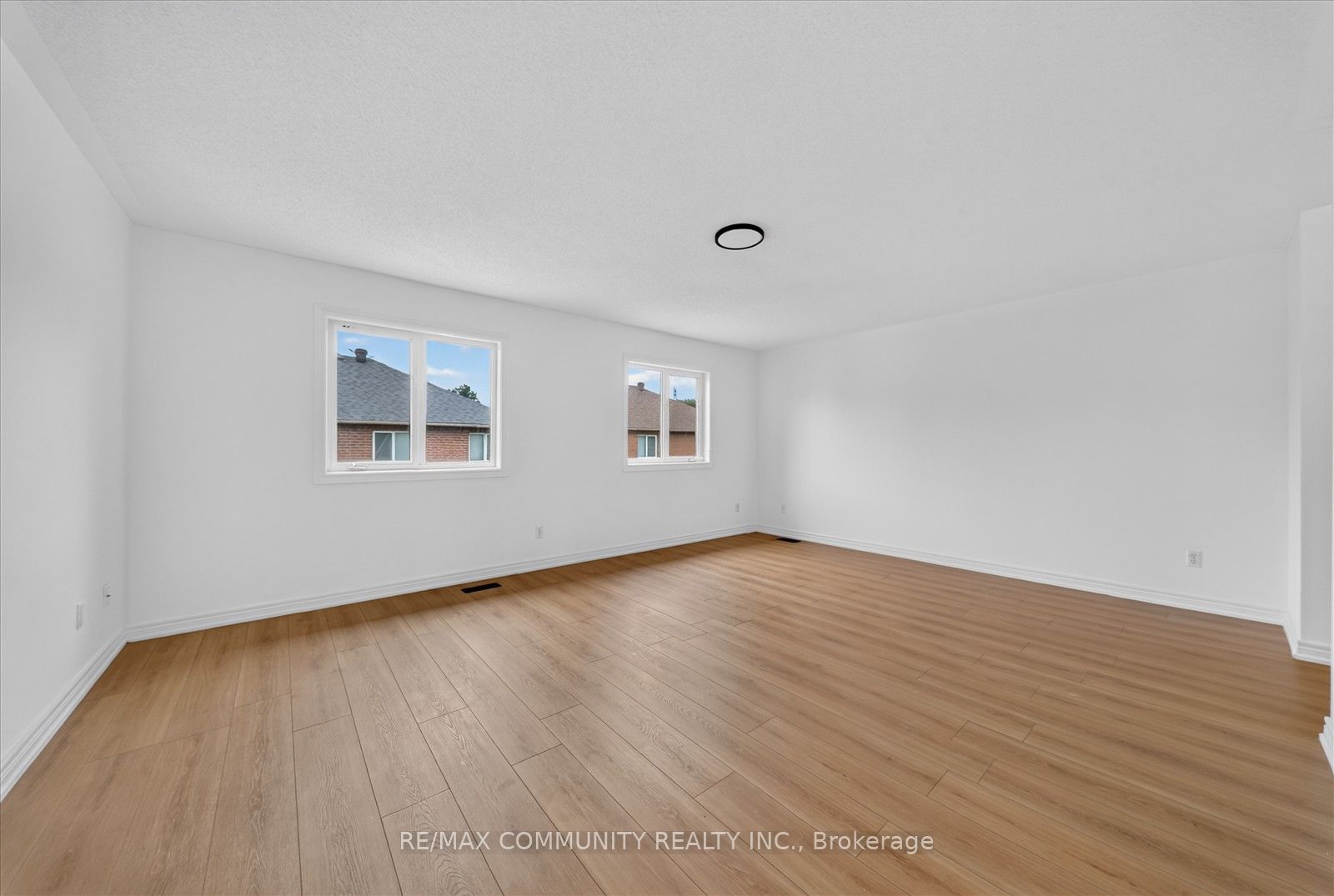 29 River Forest Street W Property Photo 40