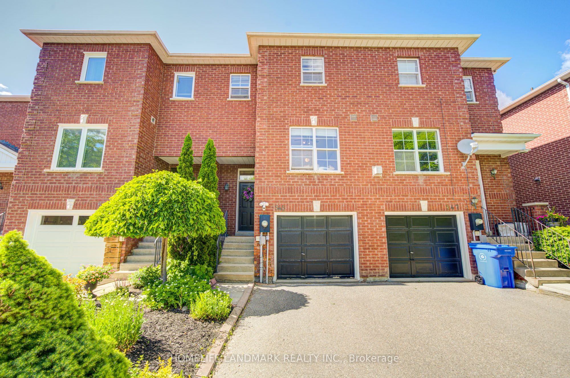 545 Bondi Avenue Property Photo 3