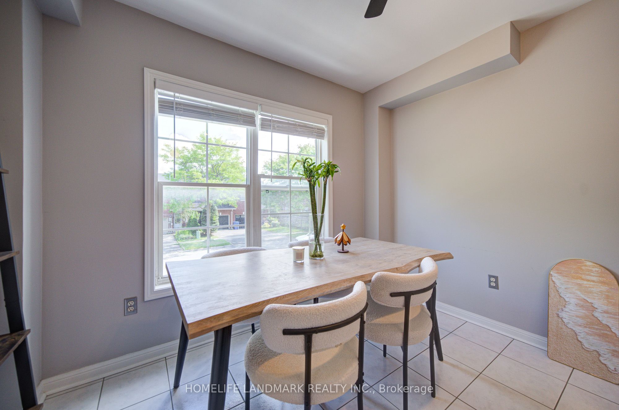 545 Bondi Avenue Property Photo 16