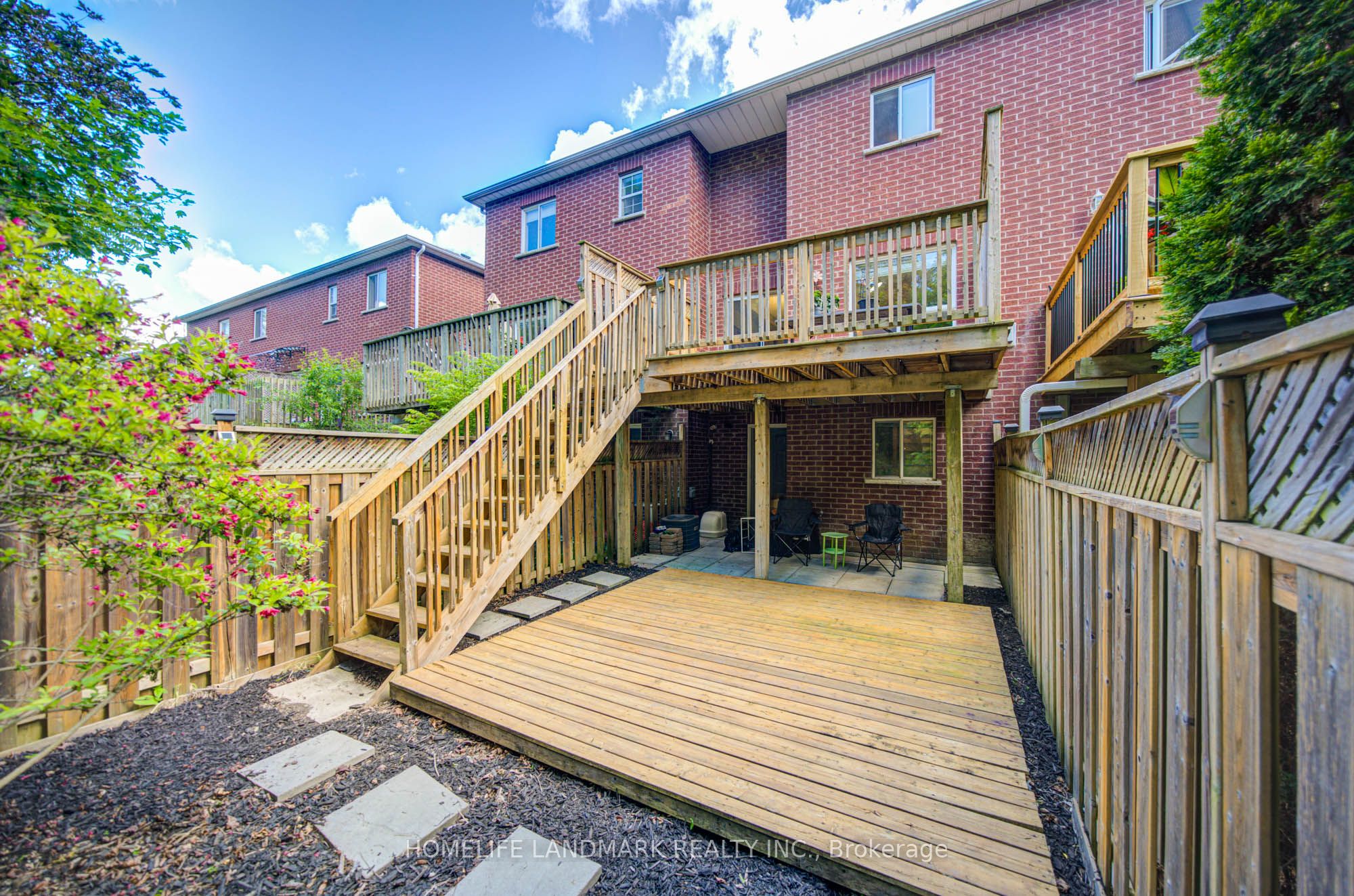 545 Bondi Avenue Property Photo 39