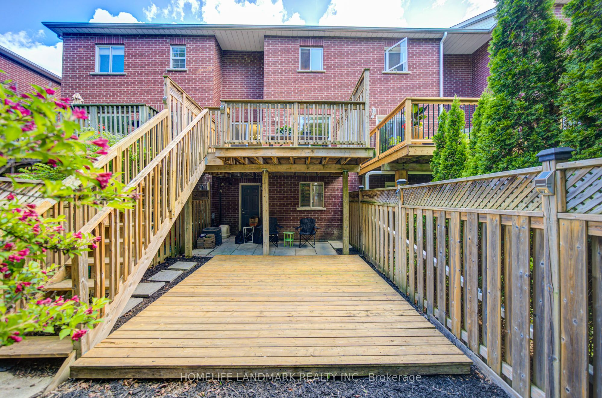 545 Bondi Avenue Property Photo 40