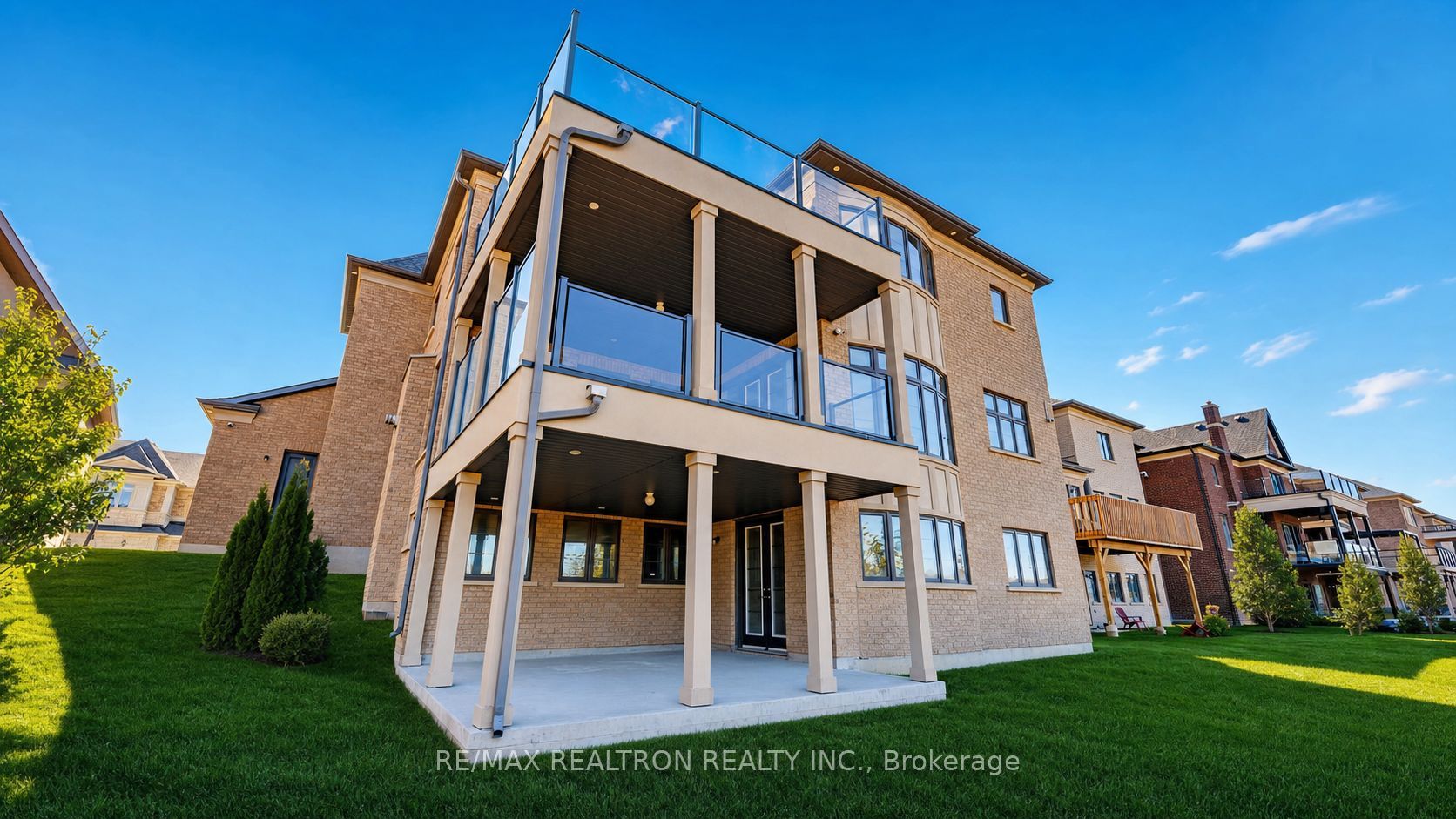 52 Rolling Green Court Property Photo 4