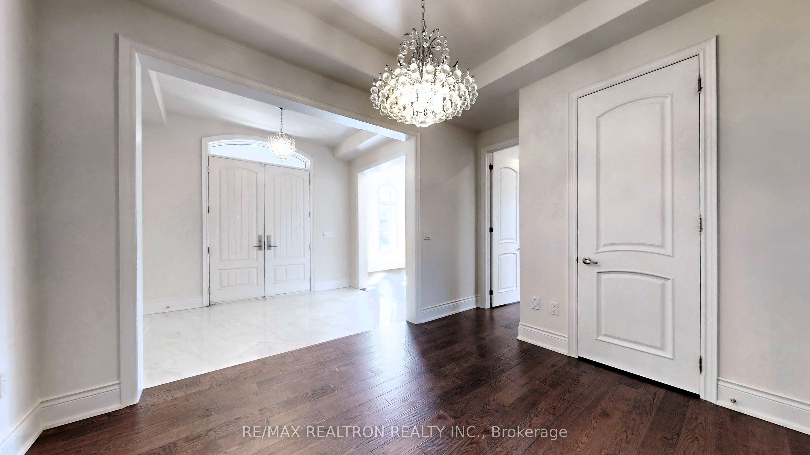 52 Rolling Green Court Property Photo 10