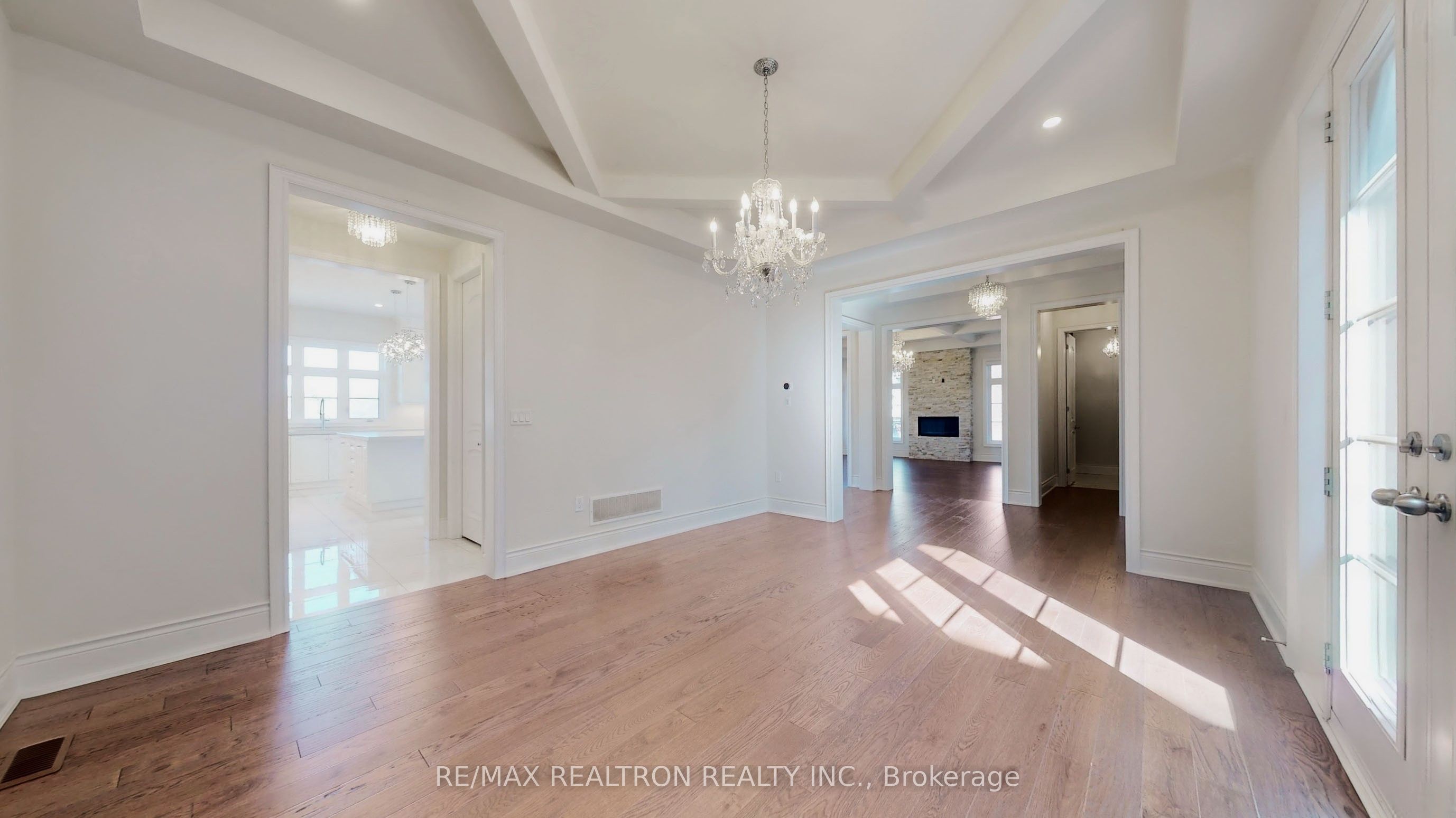 52 Rolling Green Court Property Photo 14