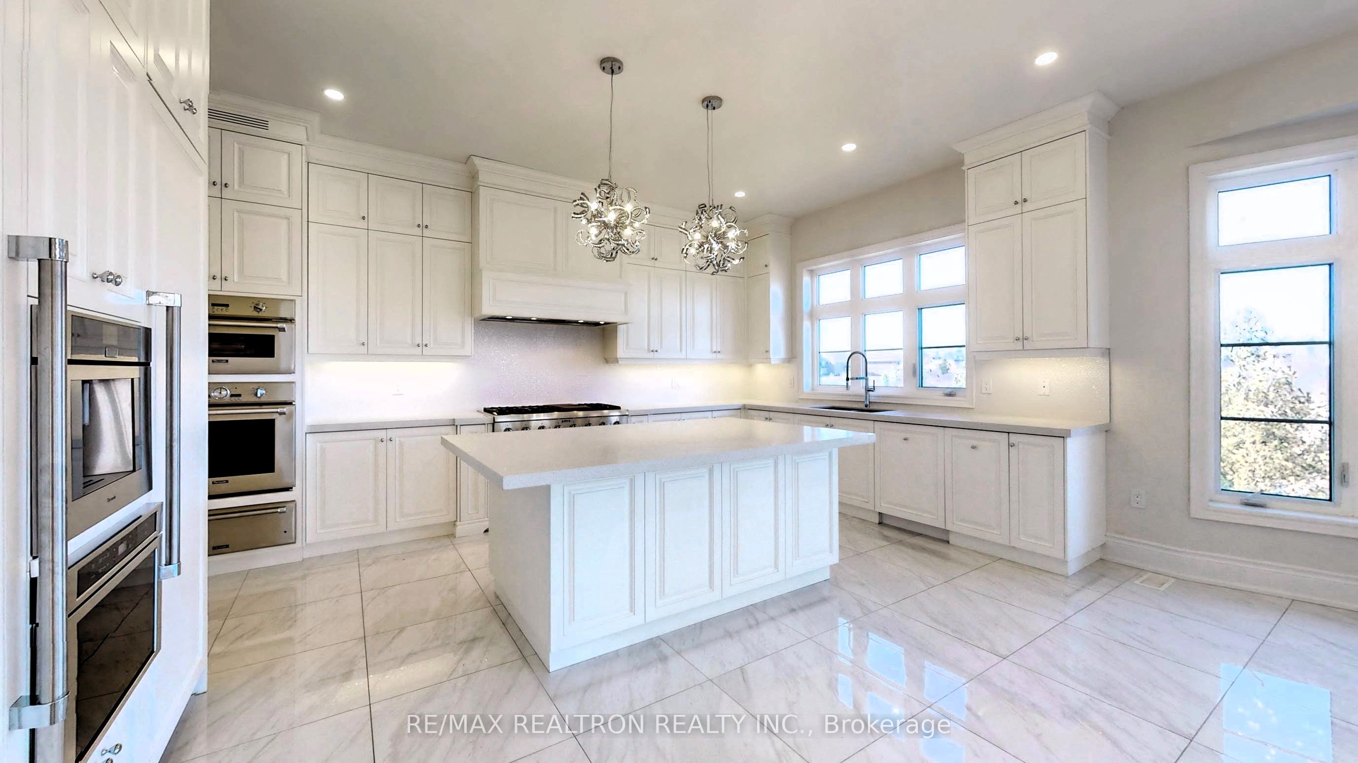 52 Rolling Green Court Property Photo 19