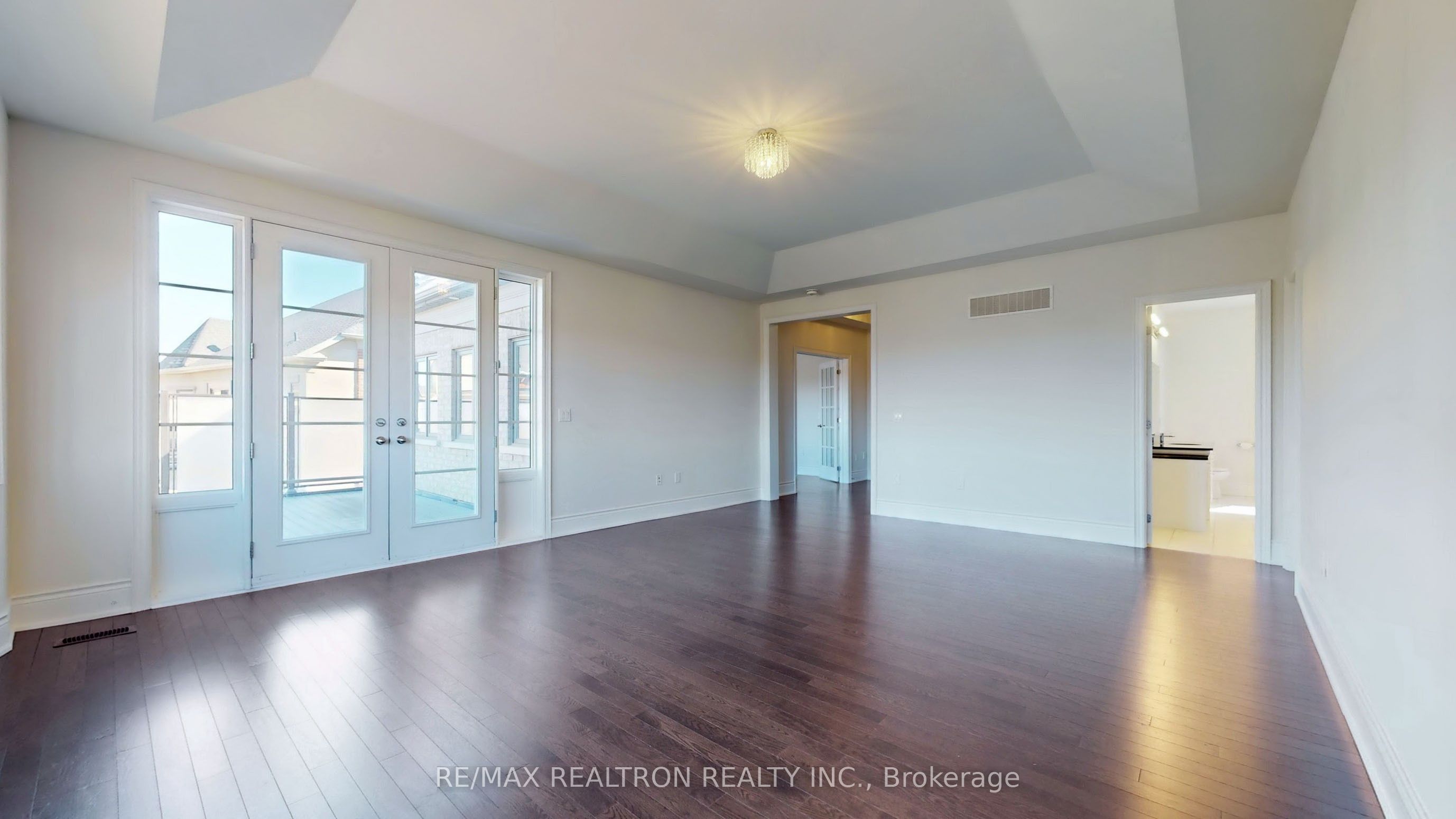 52 Rolling Green Court Property Photo 32