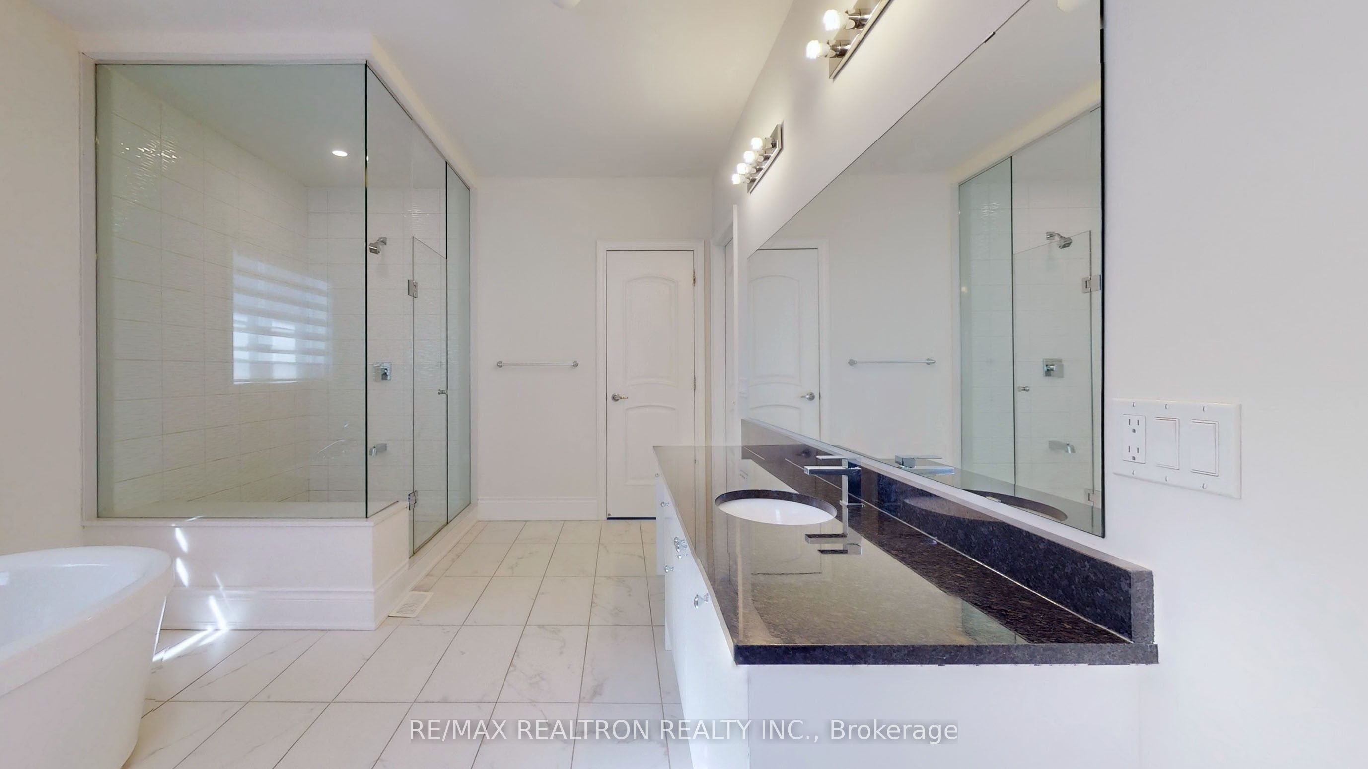 52 Rolling Green Court Property Photo 34