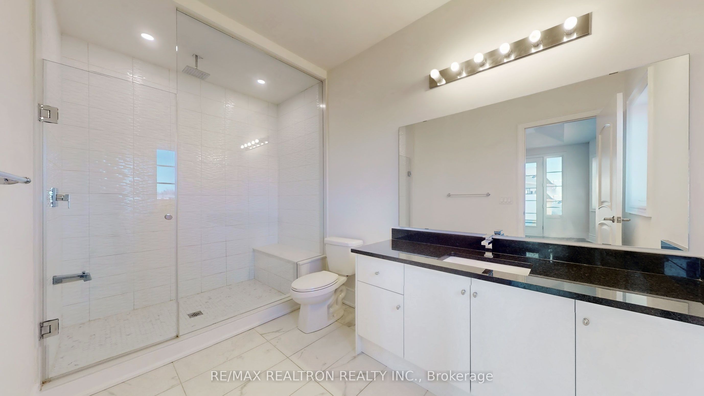 52 Rolling Green Court Property Photo 36