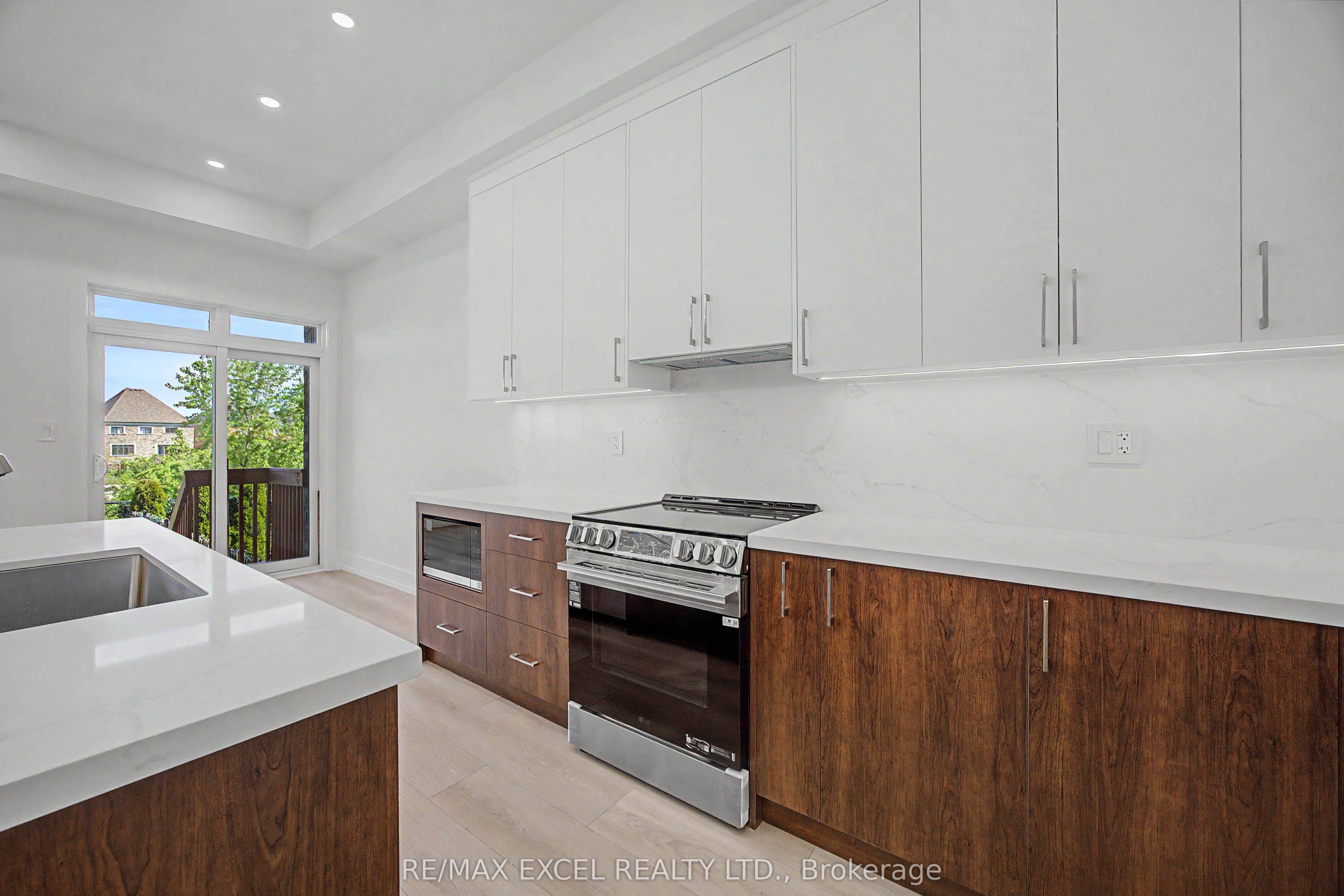 132 Elyse Court Property Photo 10