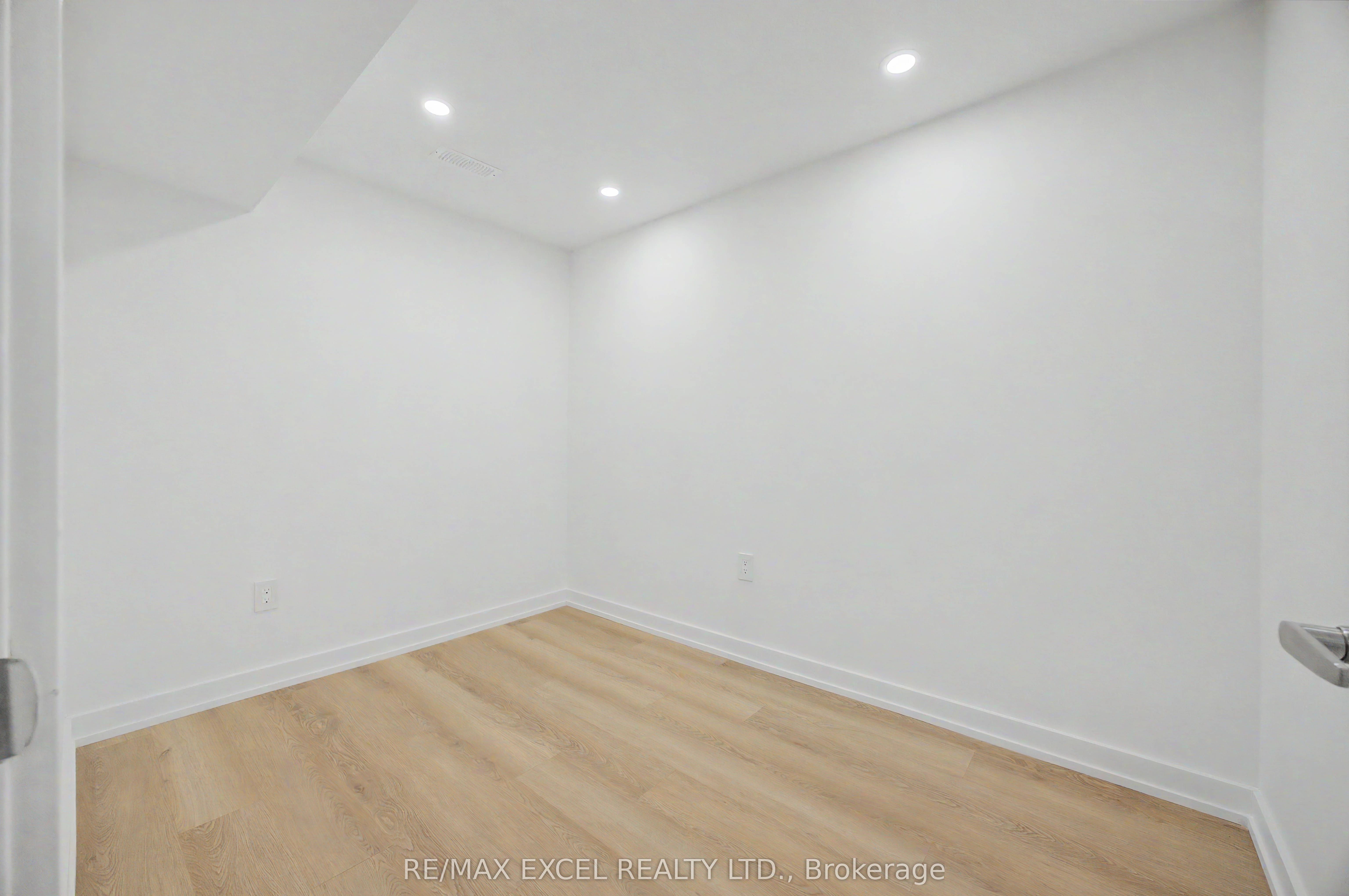 132 Elyse Court Property Photo 35