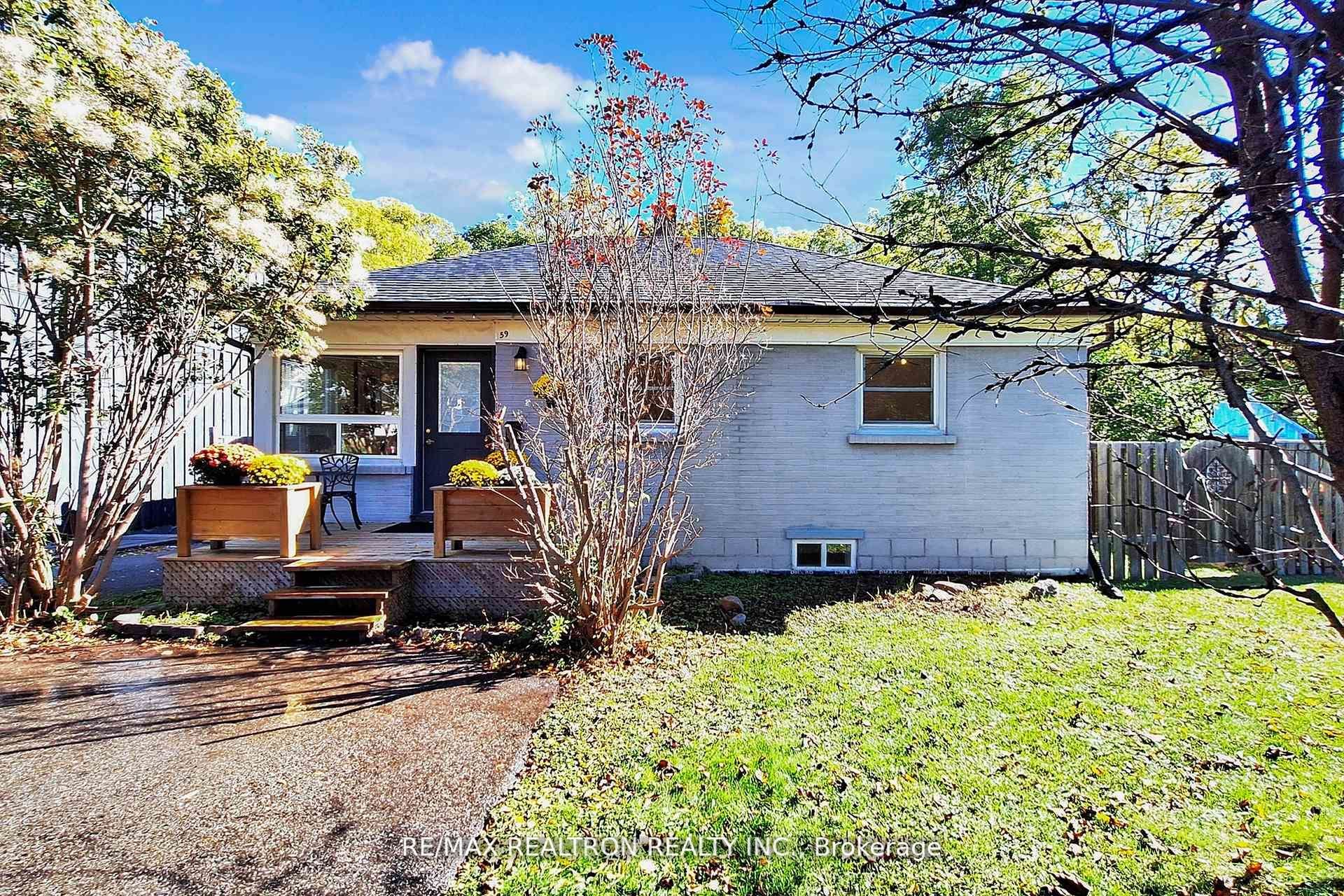 59 Machell Avenue Property Photo 1