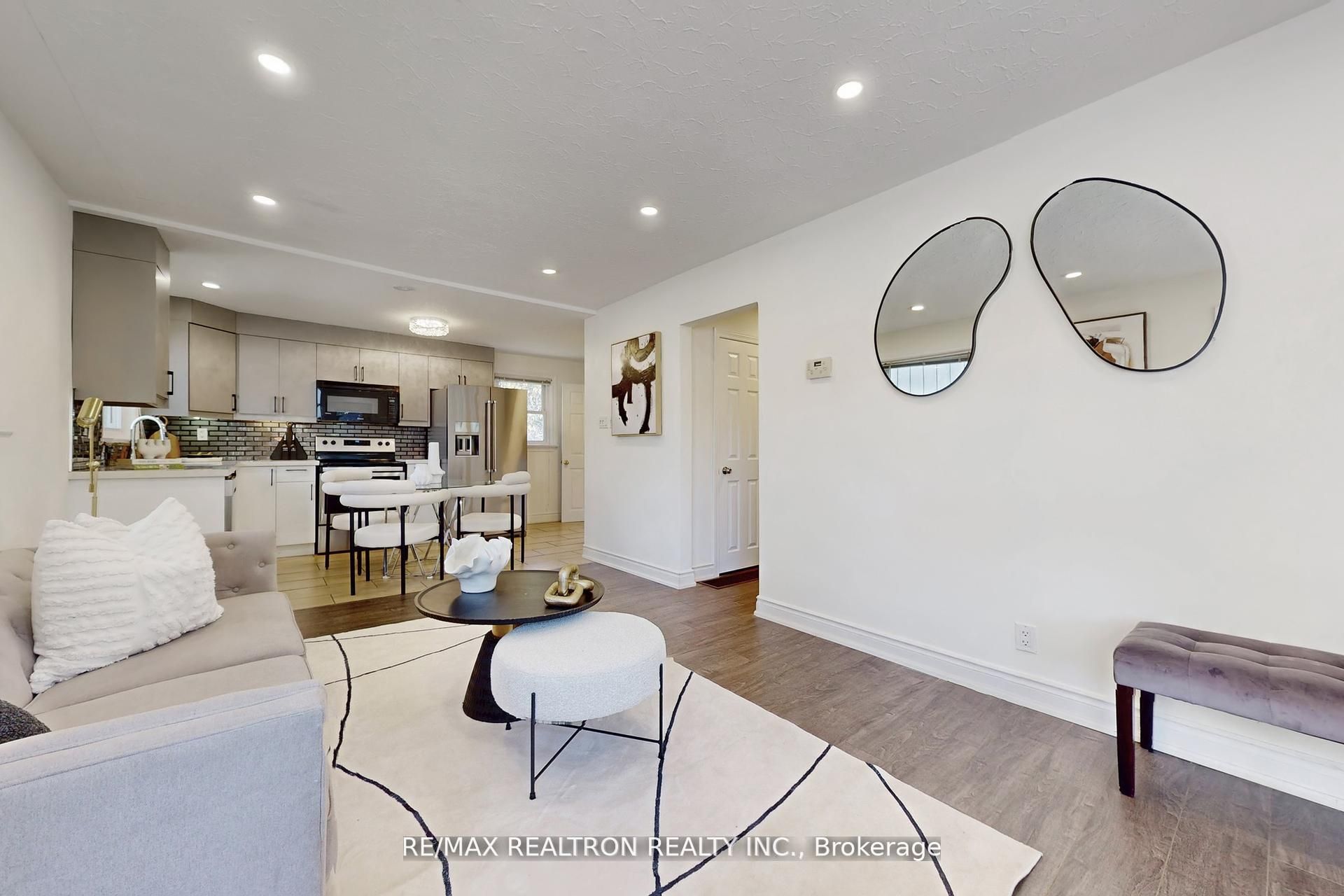 59 Machell Avenue Property Photo 12