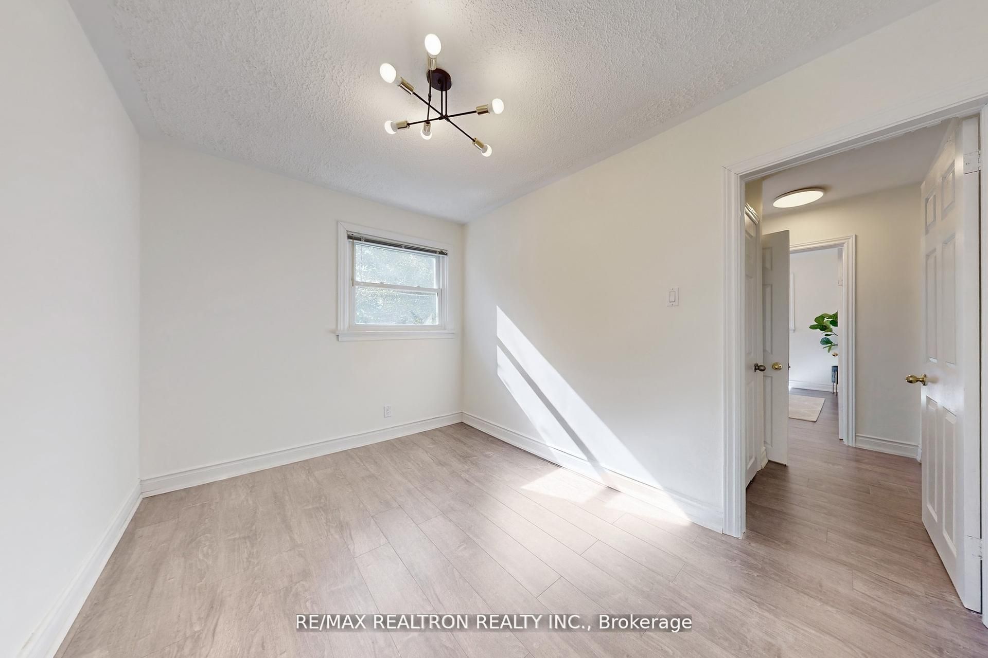 59 Machell Avenue Property Photo 23