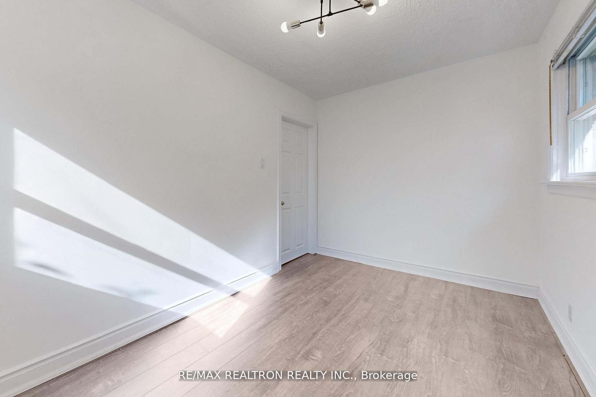 59 Machell Avenue Property Photo 24