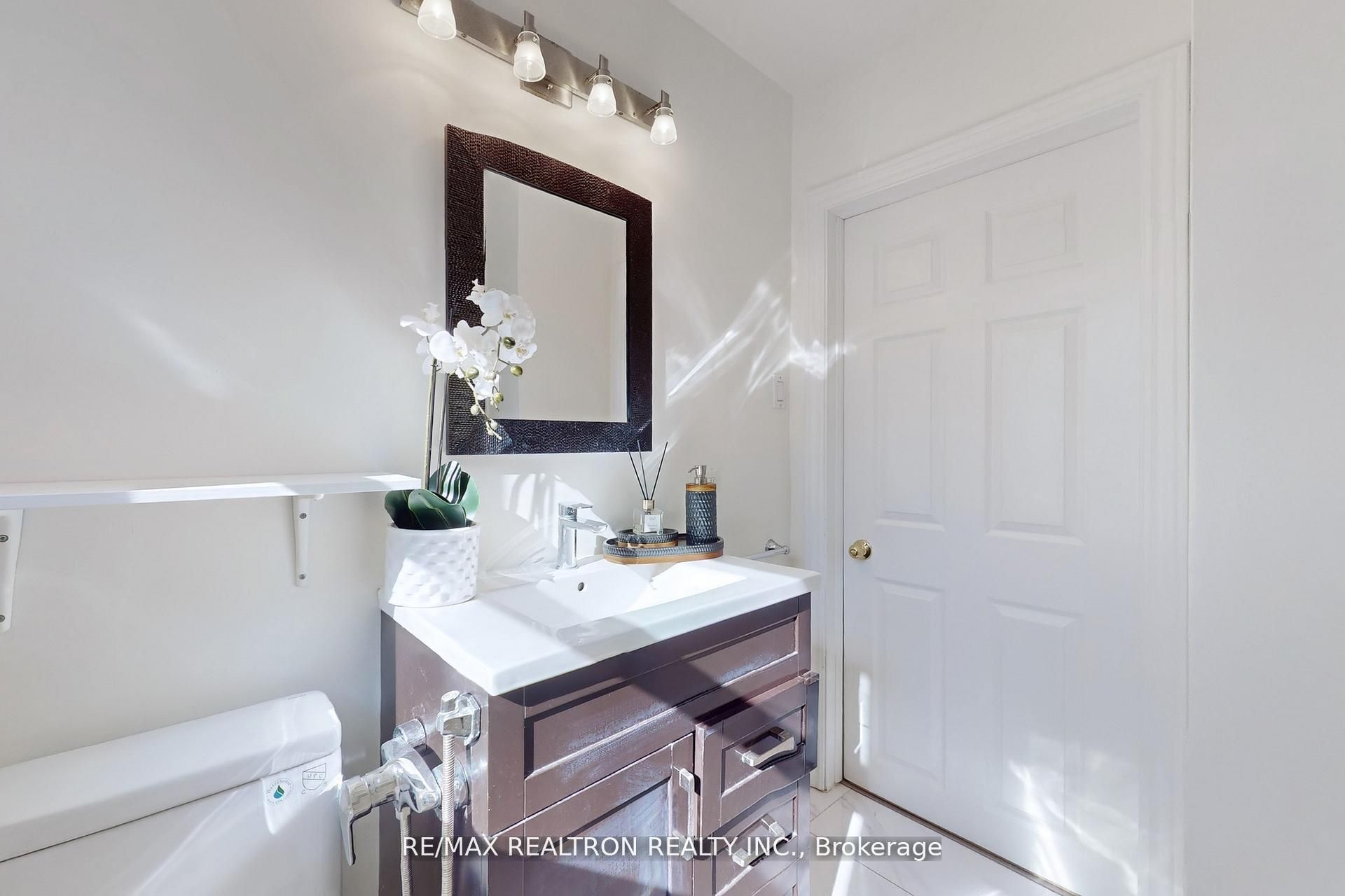 59 Machell Avenue Property Photo 25