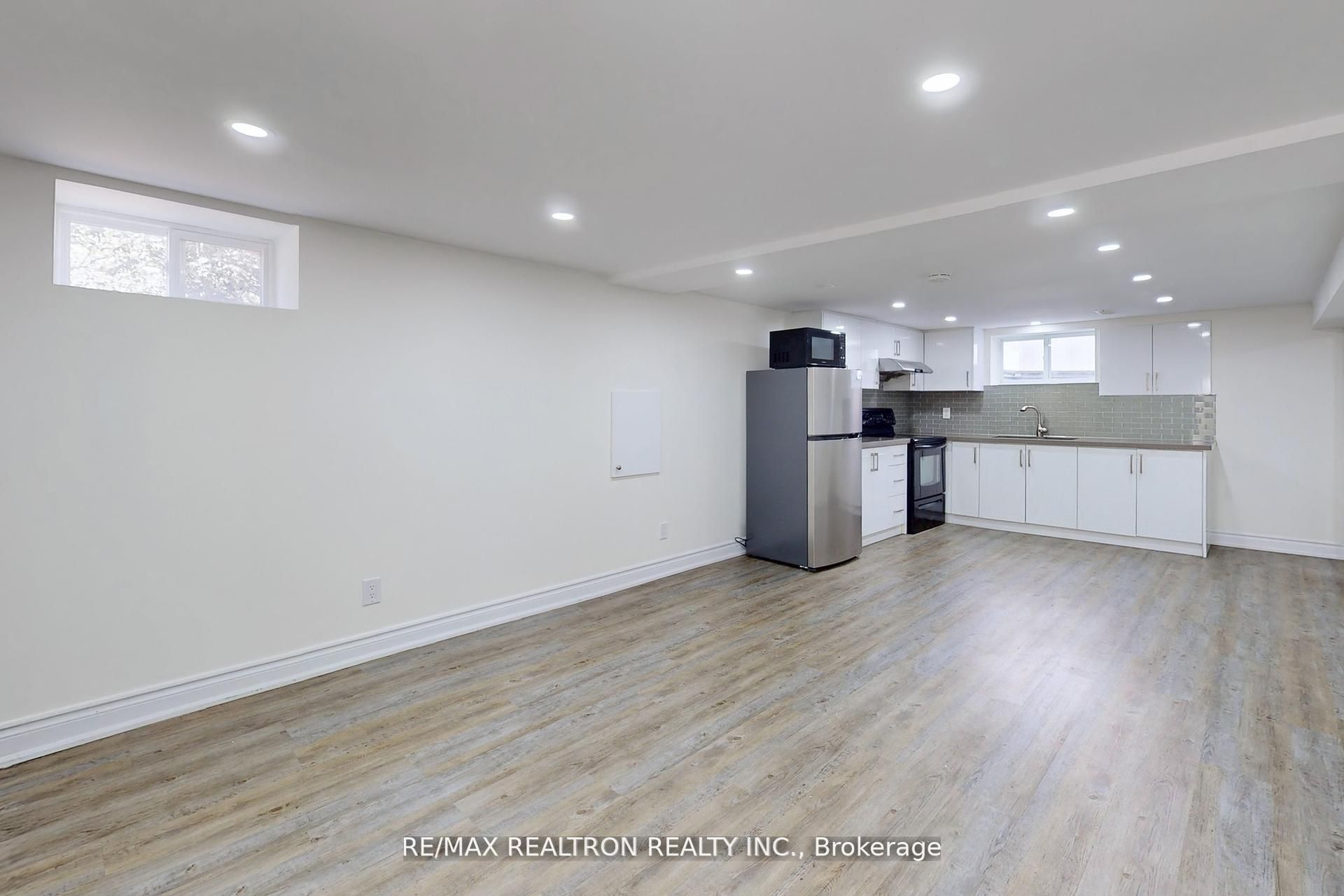59 Machell Avenue Property Photo 30